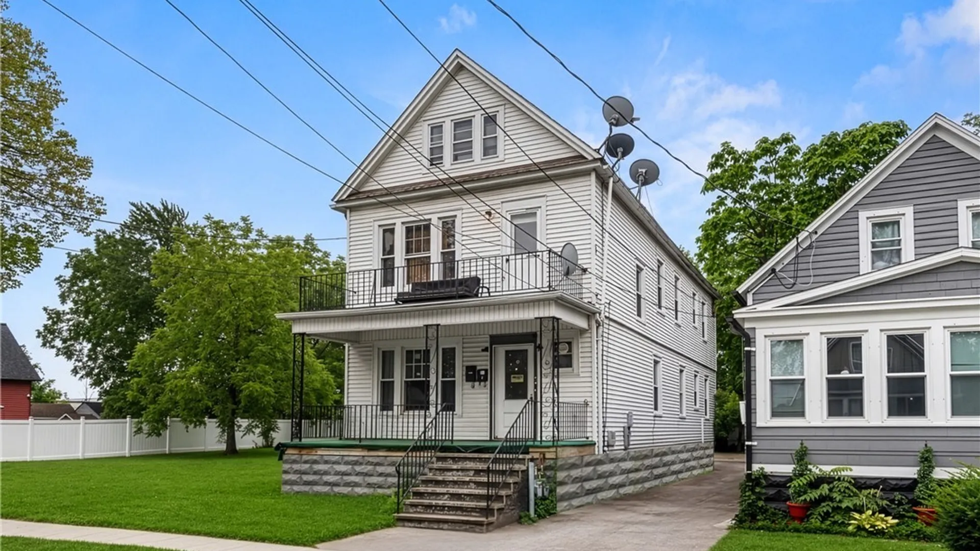 Property at 81 Dorris Avenue, Buffalo, NY 14215 3