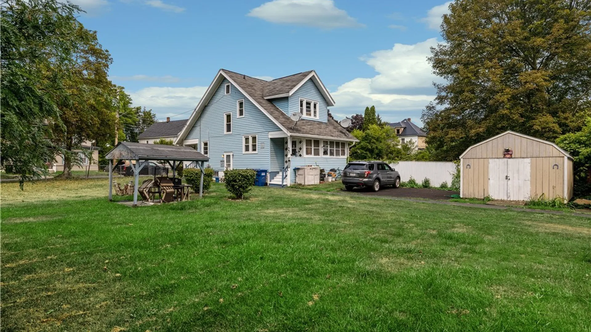 Property at 627 W Newell Street, Syracuse, NY 13205 5