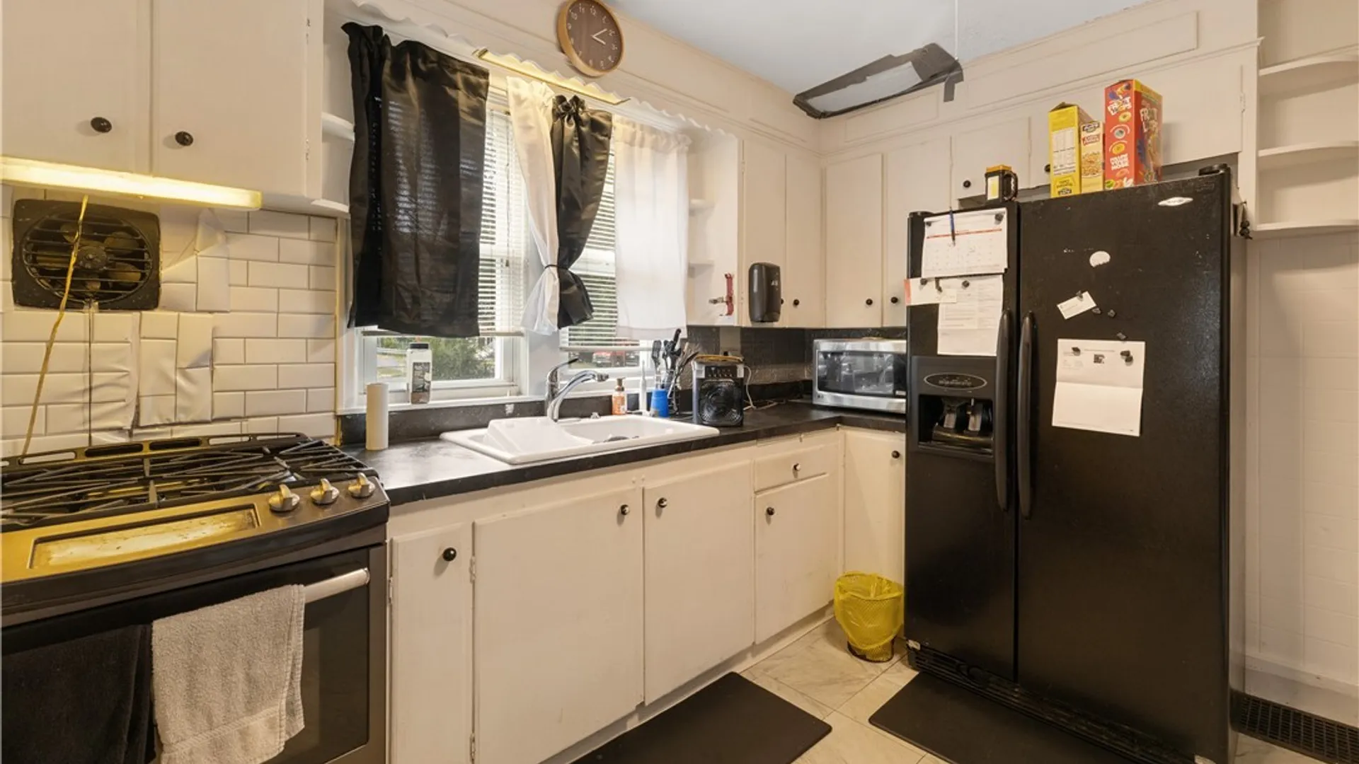 Property at 627 W Newell Street, Syracuse, NY 13205 16