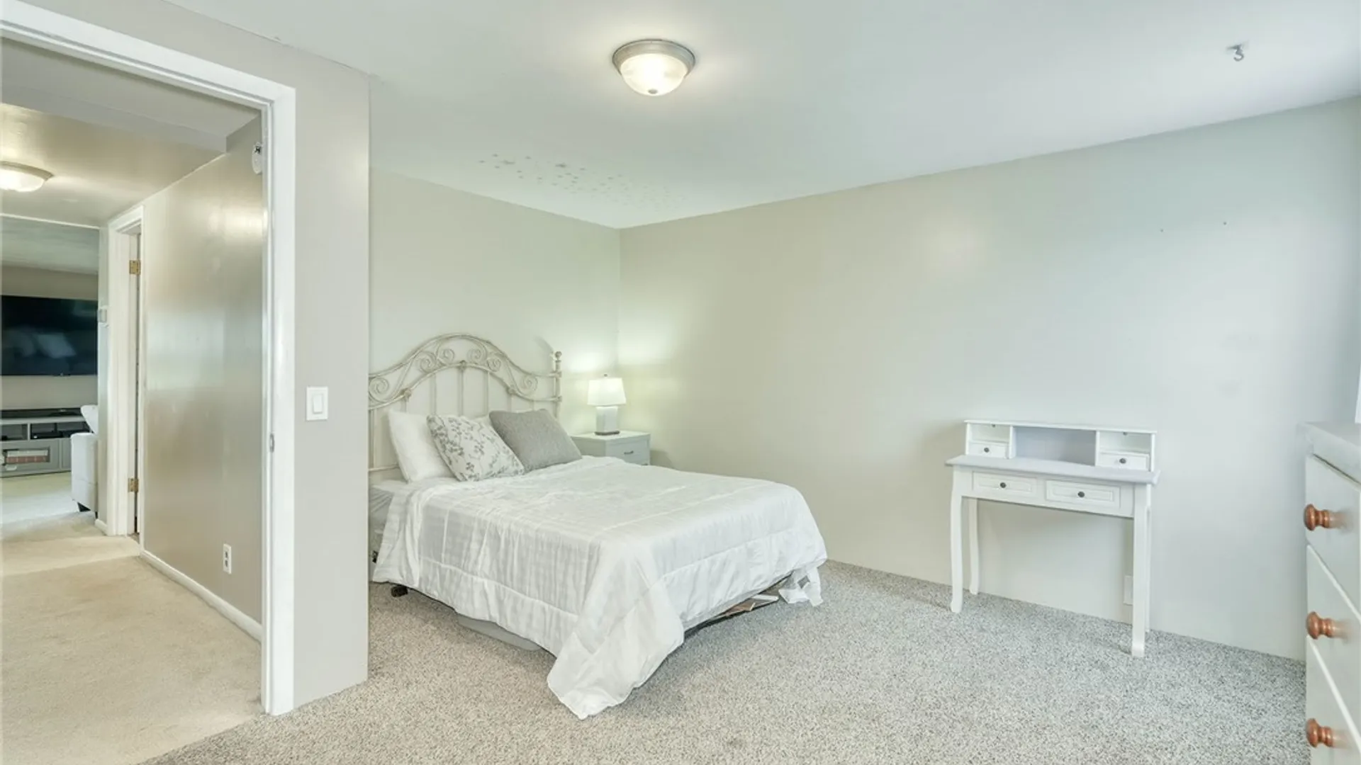 Property at 1941 Paddy Lane, Ontario, NY 14519 25