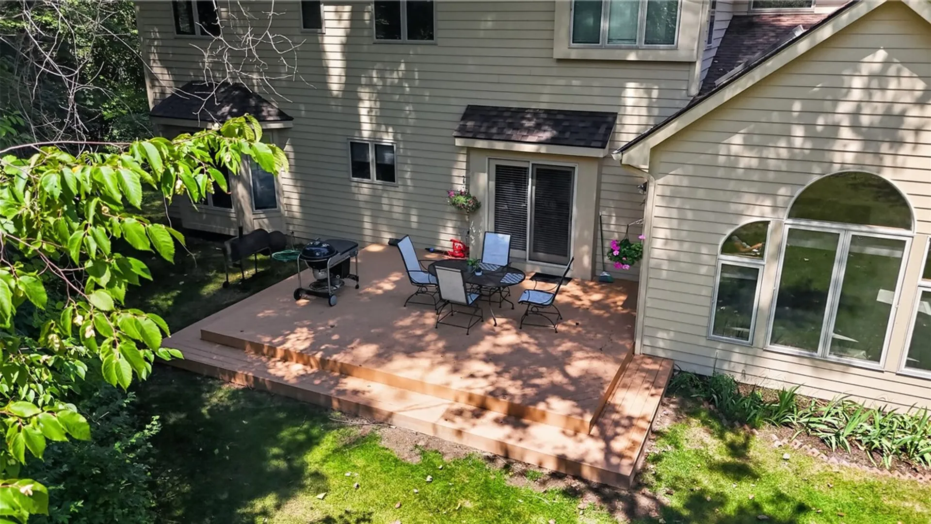 Property at 1125 Ohstrom Park, Webster, NY 14580 6