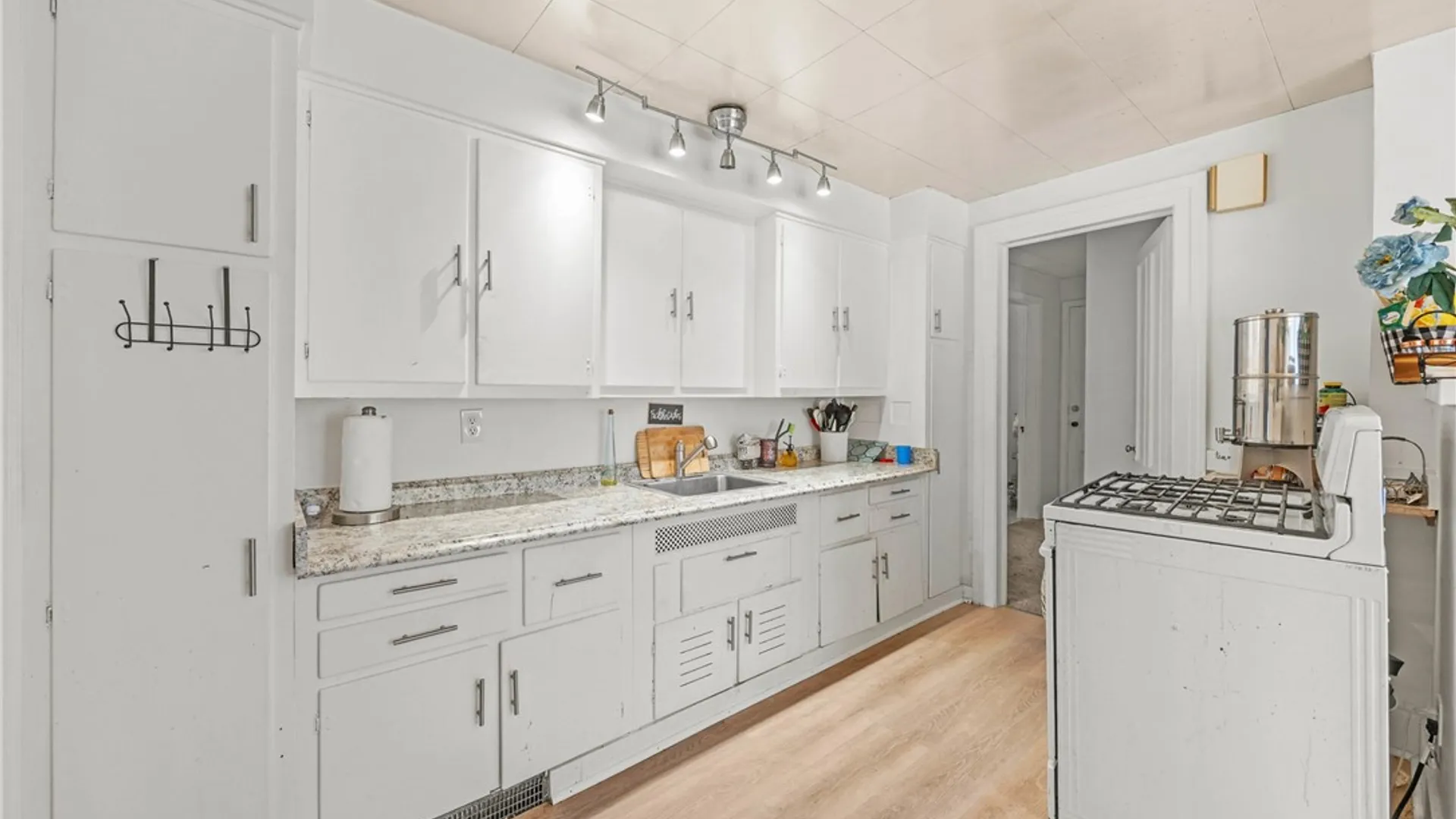 Property at 98 Melrose Street, Rochester, NY 14619 7