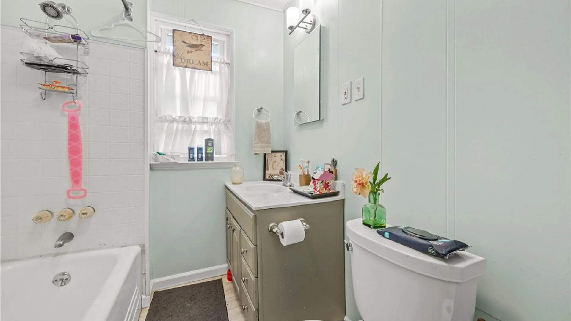Property at 98 Melrose Street, Rochester, NY 14619 15