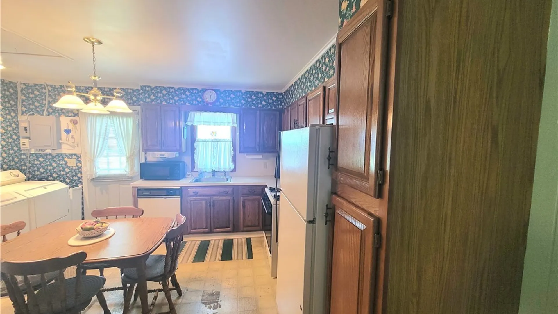 Property at 354 Delaware Avenue, Jamestown, NY 14701 4