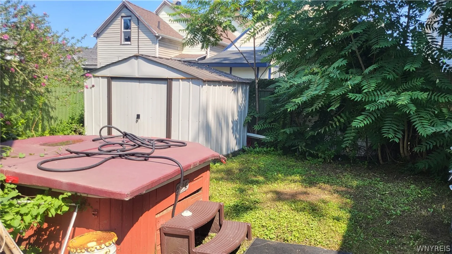 Property at 18 Clifford Street, Buffalo, NY 14210 4