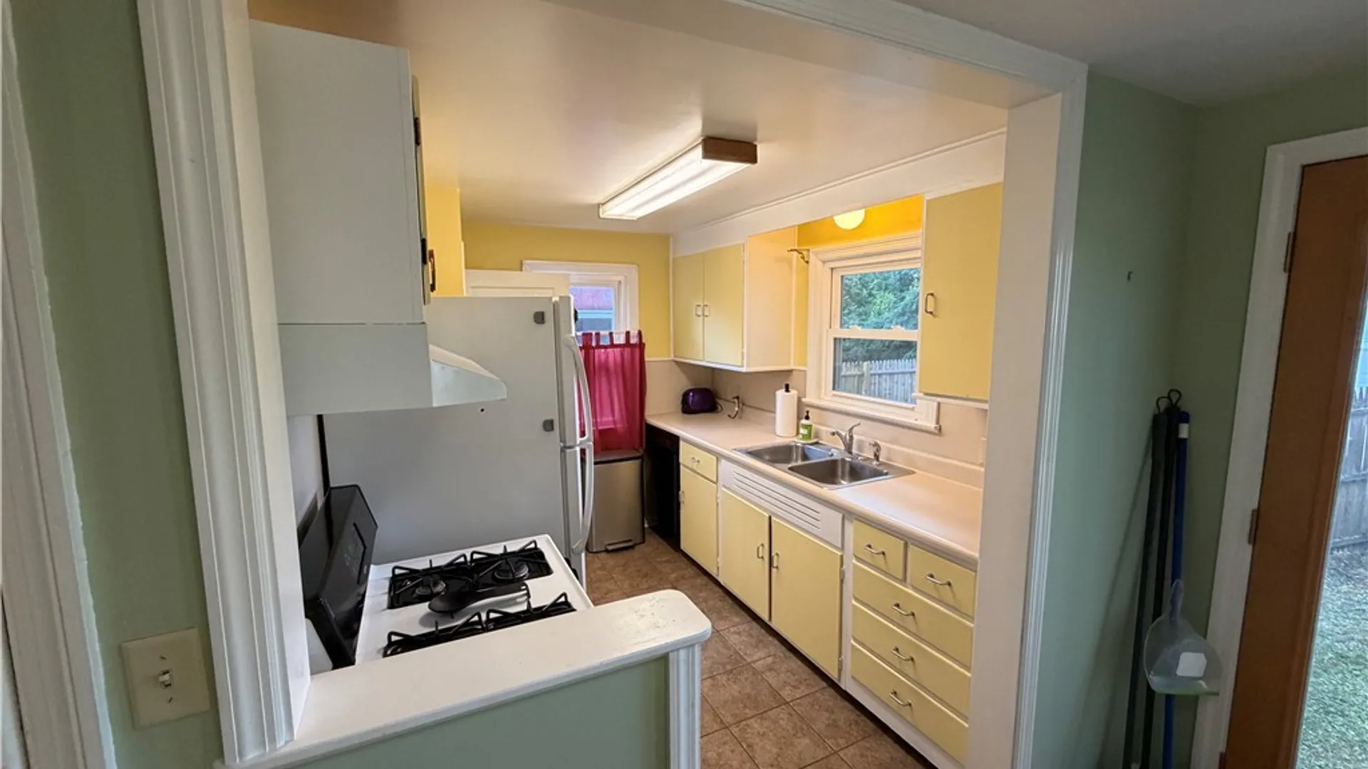 Property at 324 Vincent Street, Syracuse, NY 13210 28
