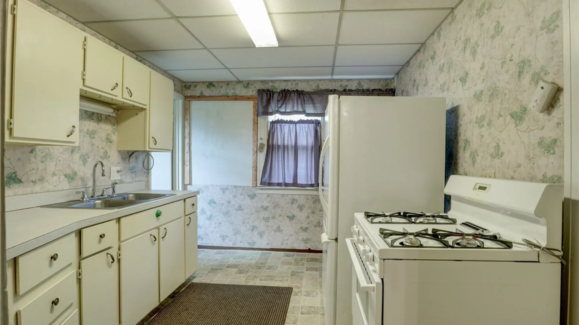 Property at 13 Crown Street, Jamestown, NY 14701 32