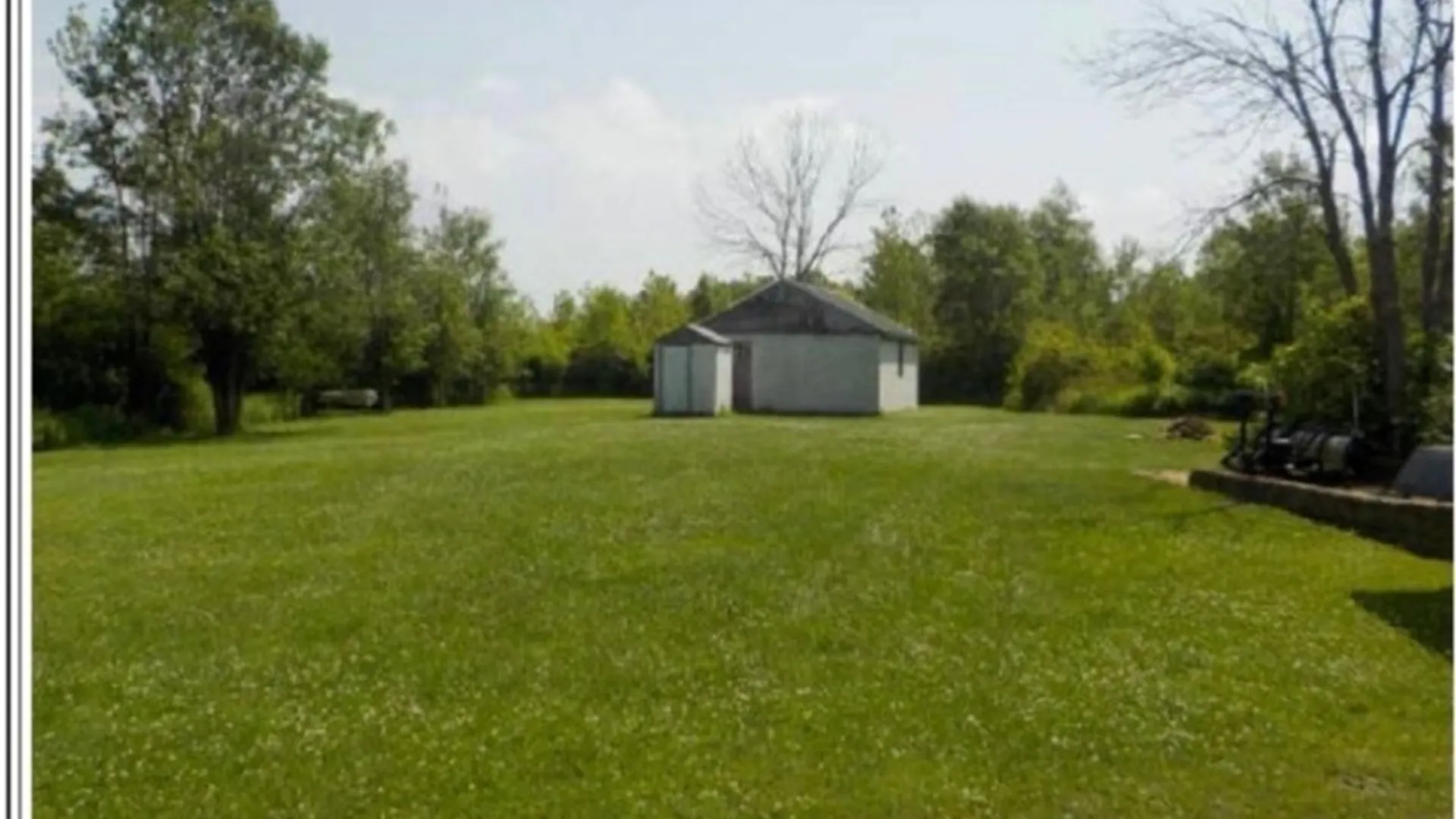 Property at 10953 Railroad Avenue, Brant, NY 14081 7