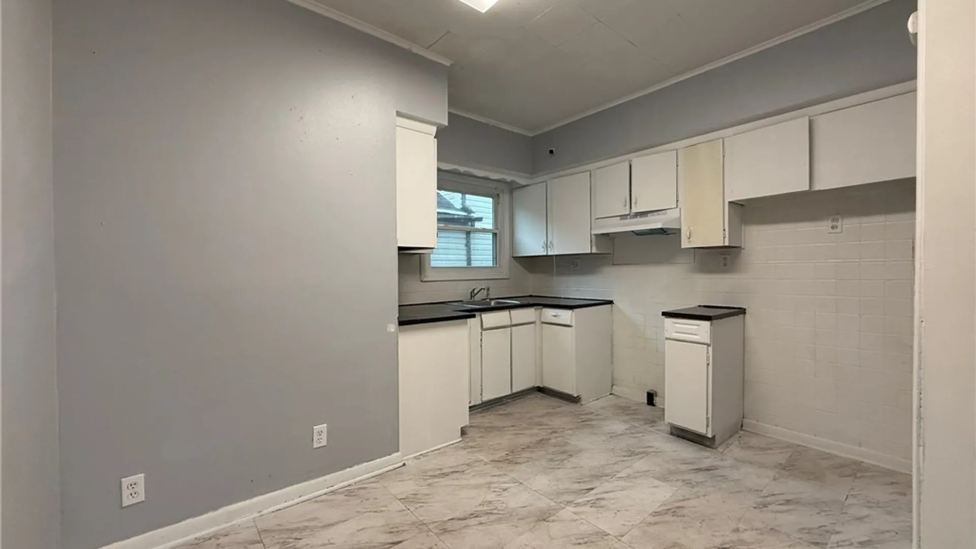 Property at 741 19th Street, Niagara Falls, NY 14301 6
