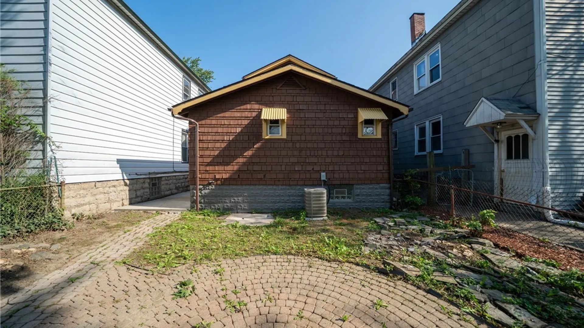 Property at 23 Aldrich Place, Buffalo, NY 14220 7