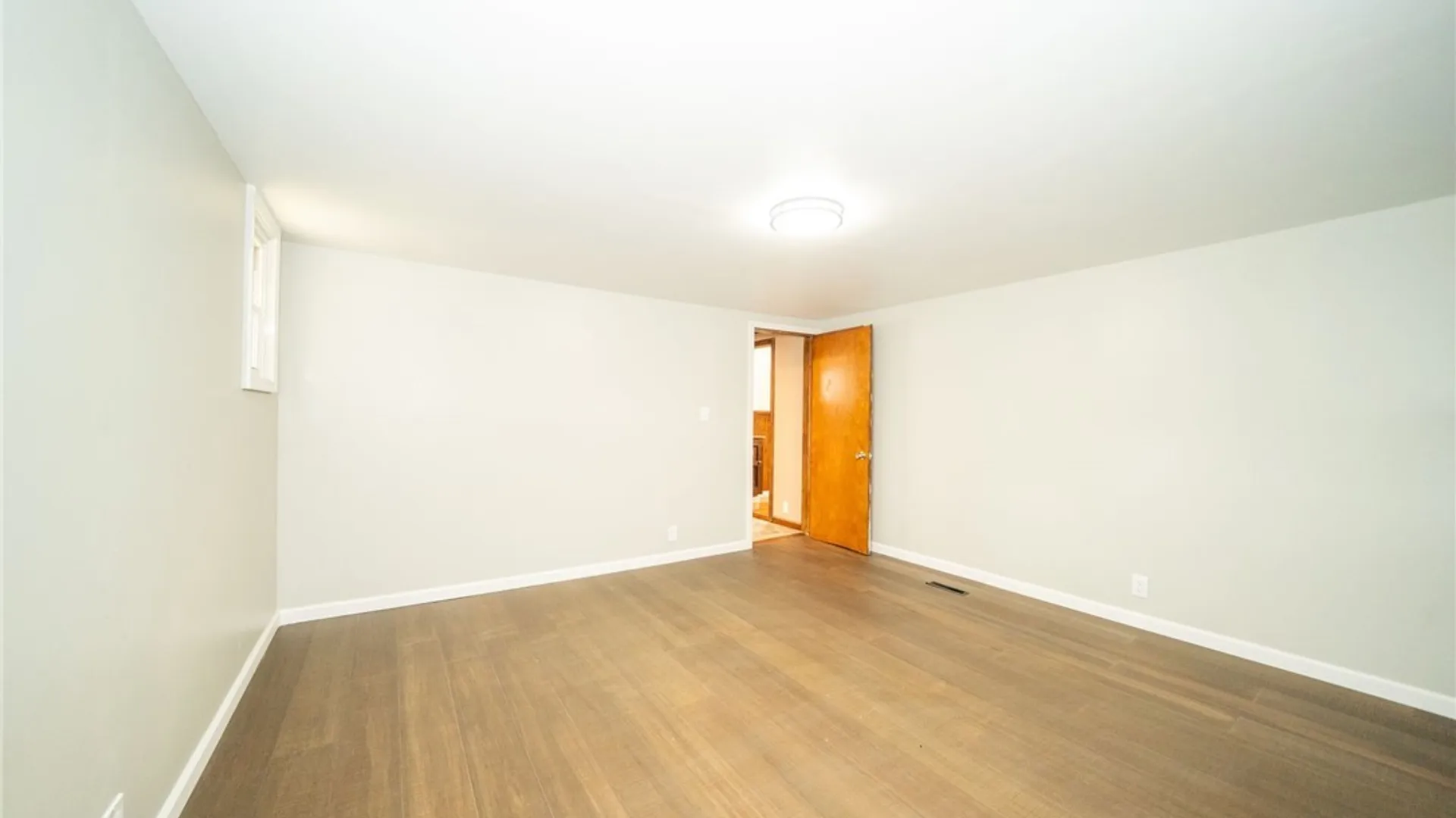 Property at 23 Aldrich Place, Buffalo, NY 14220 24