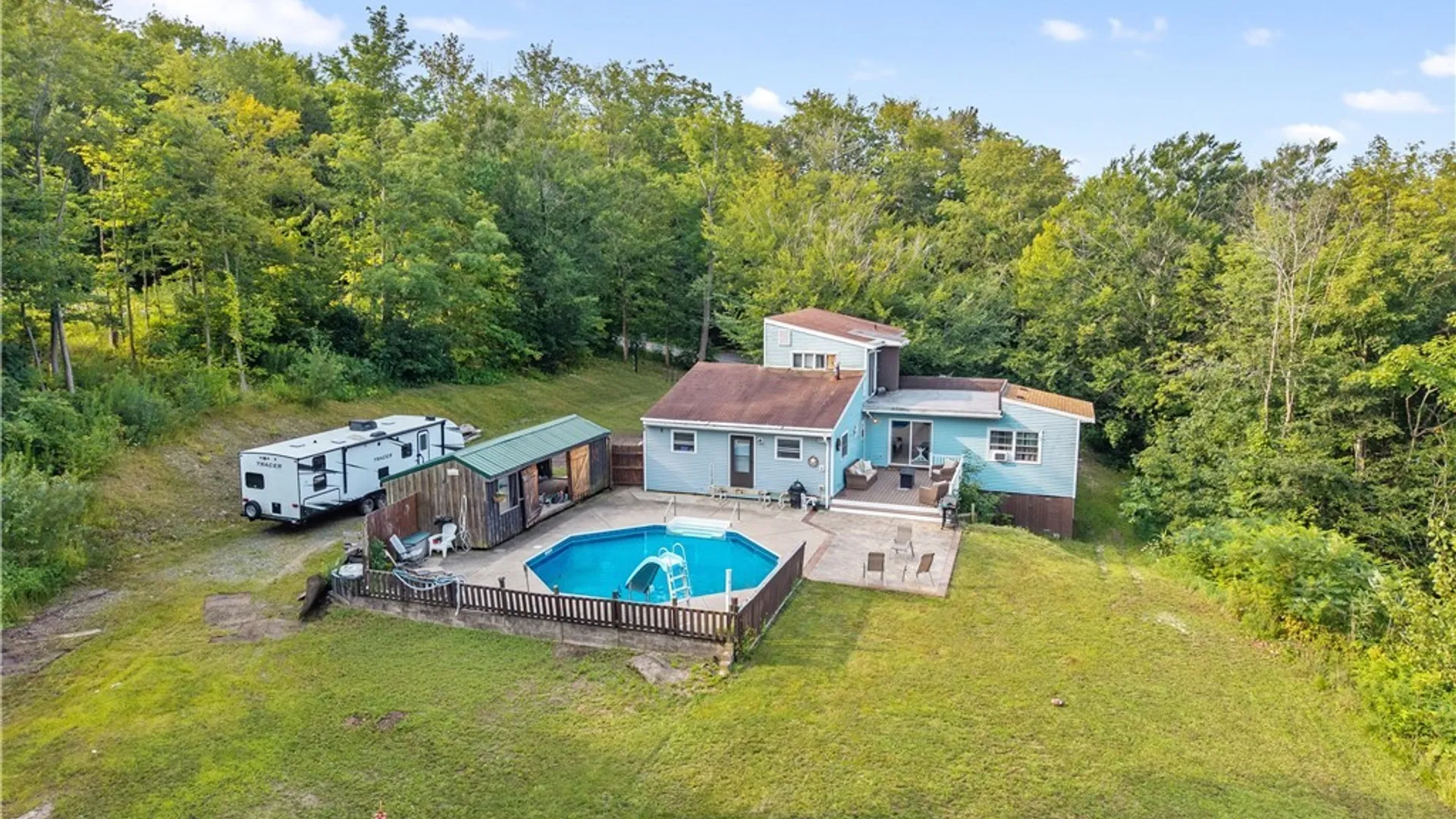 Property at 48 Edwards Circle, Oswego, NY 13126 9