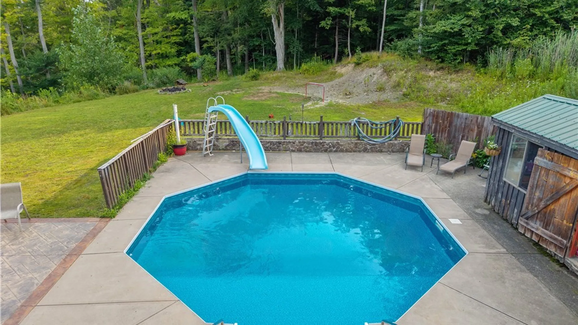 Property at 48 Edwards Circle, Oswego, NY 13126 10