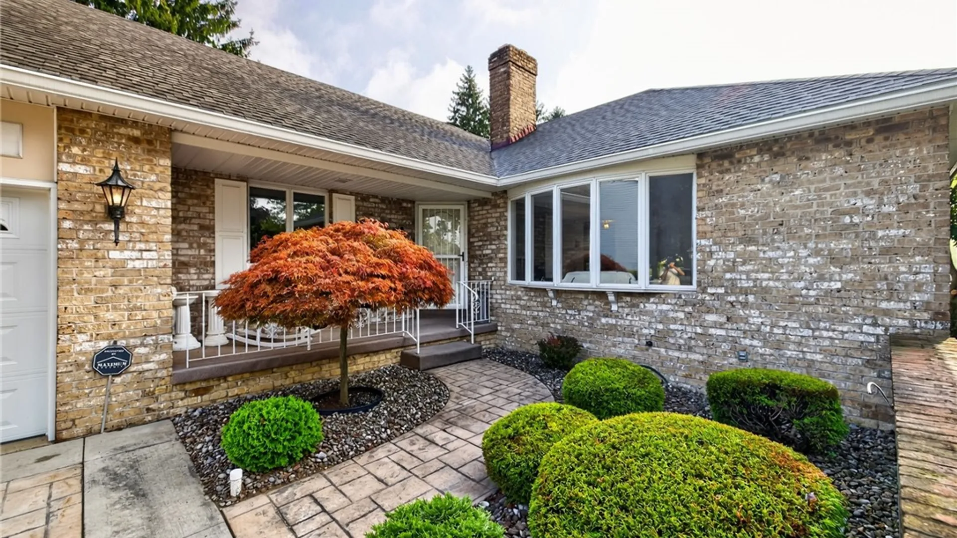 Property at 100 Kearney Drive, Irondequoit, NY 14617 3
