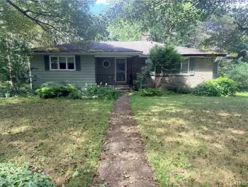 Property at 113 Munro Drive, Camillus, NY 13031