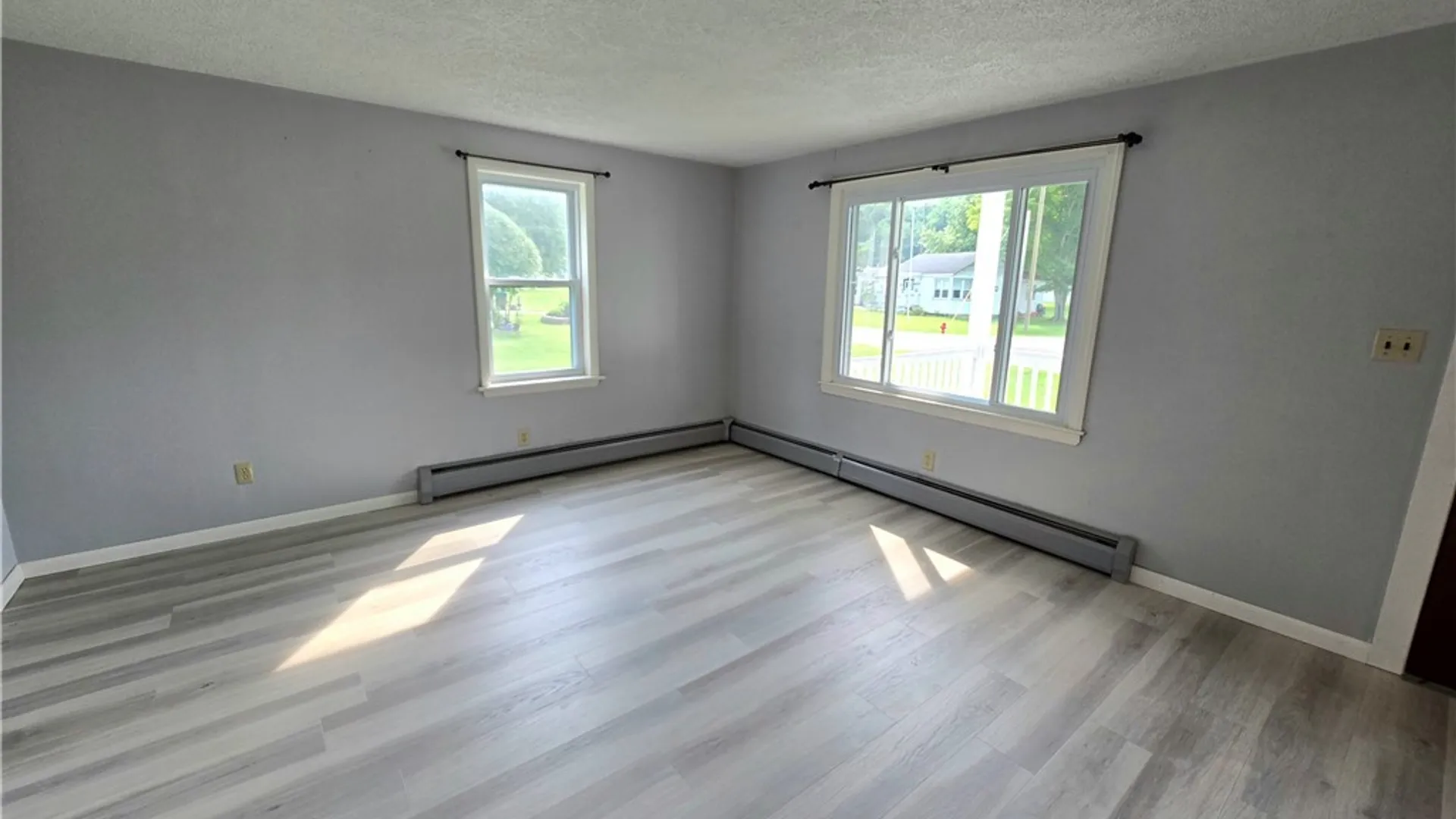 Property at 6 Brooklyn Heights, Portville, NY 14770 8