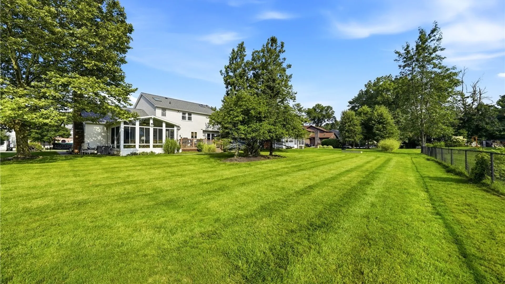 Property at 22 Waxwing Lane, Amherst, NY 14051 41