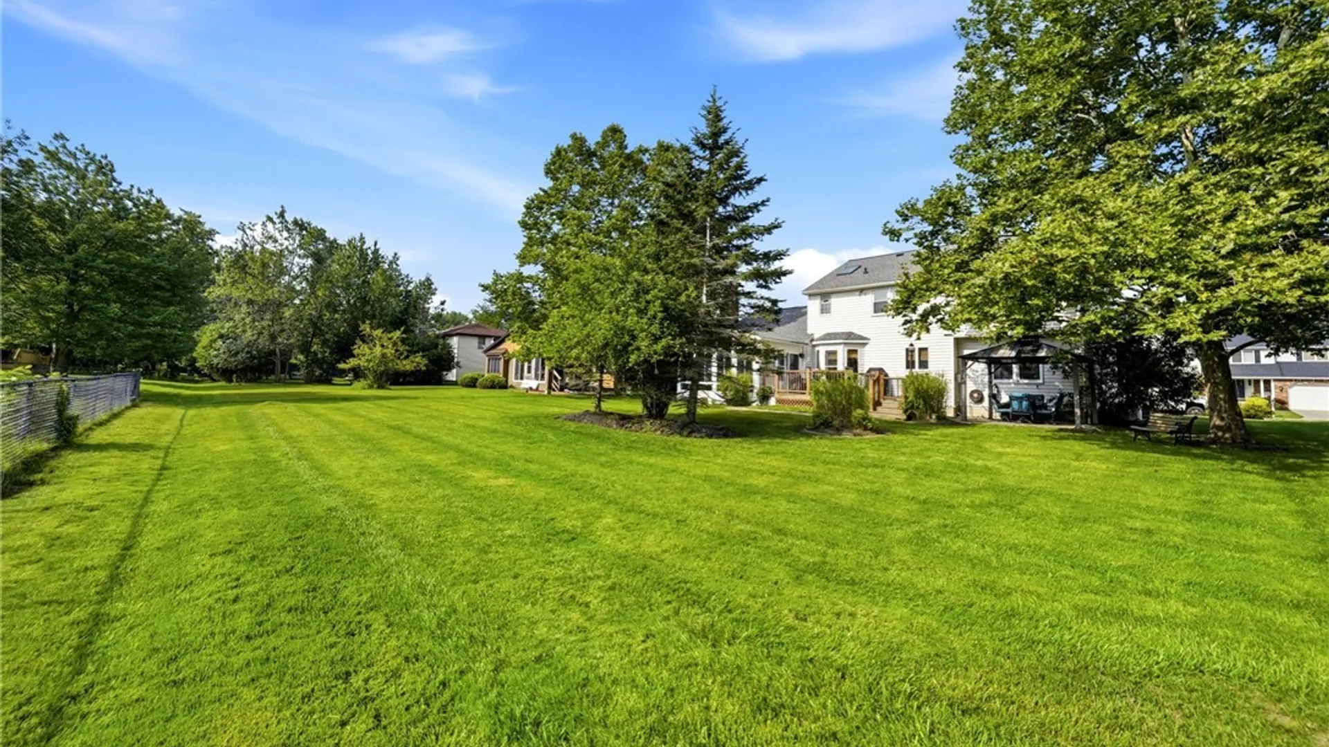 Property at 22 Waxwing Lane, Amherst, NY 14051 45