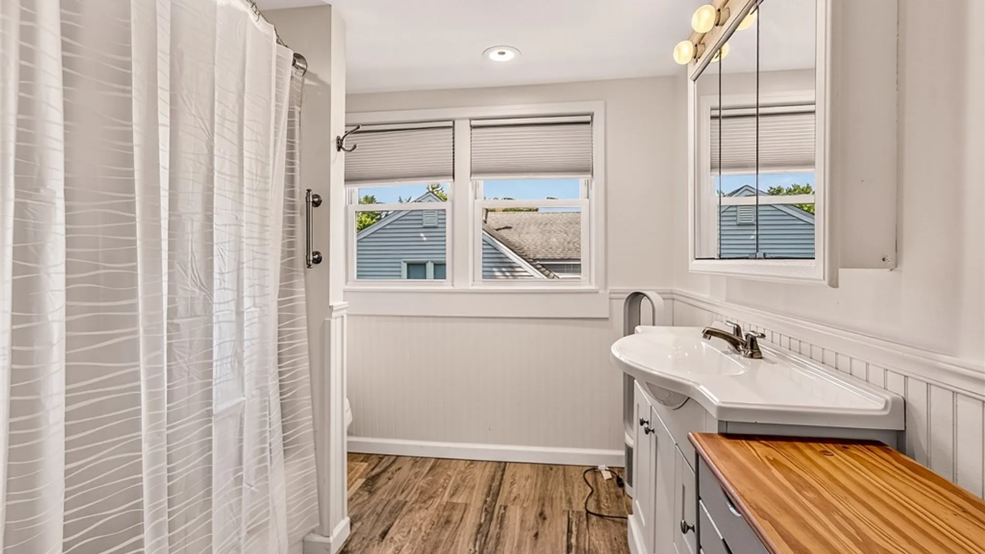 Property at 73 Ardella Street, Gates, NY 14606 23