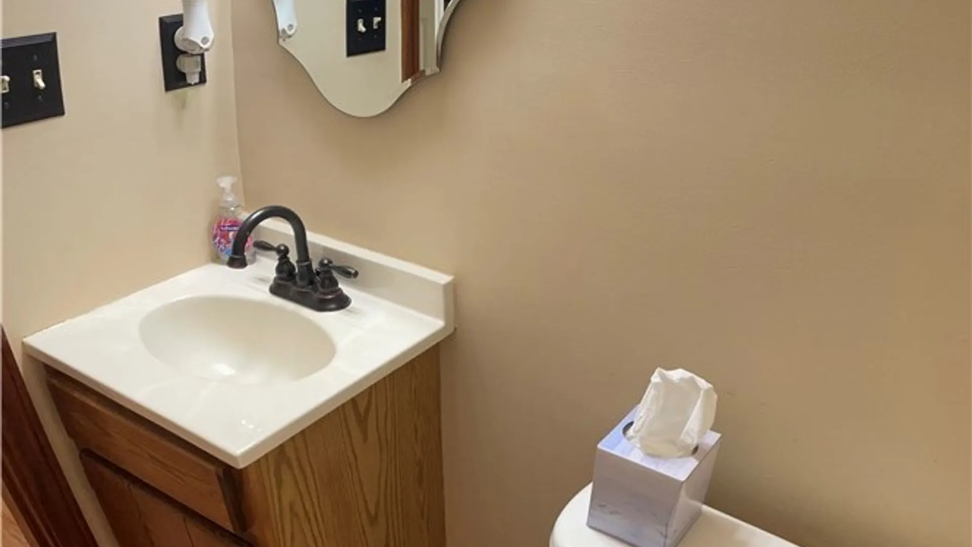 Property at 8206 Honeysuckle Drive, Clay, NY 13090 12