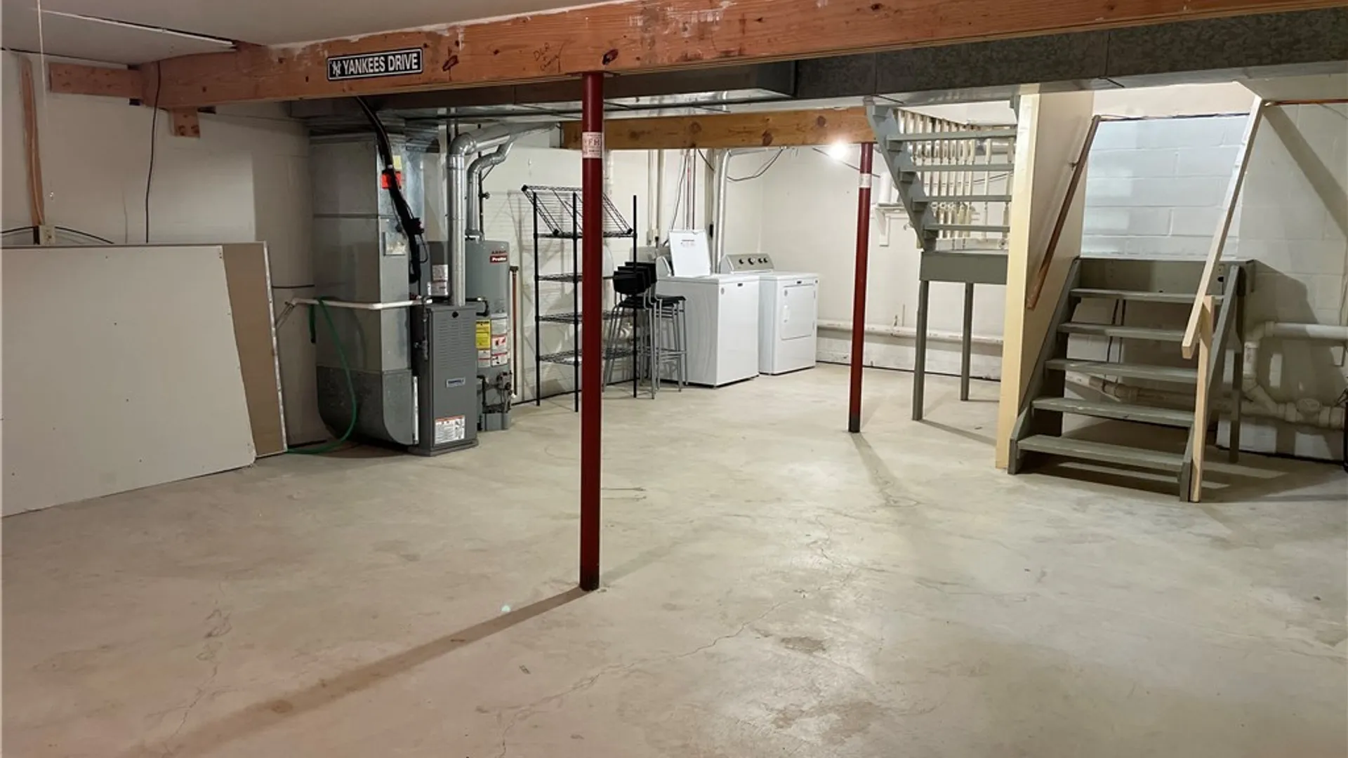 Property at 8206 Honeysuckle Drive, Clay, NY 13090 28