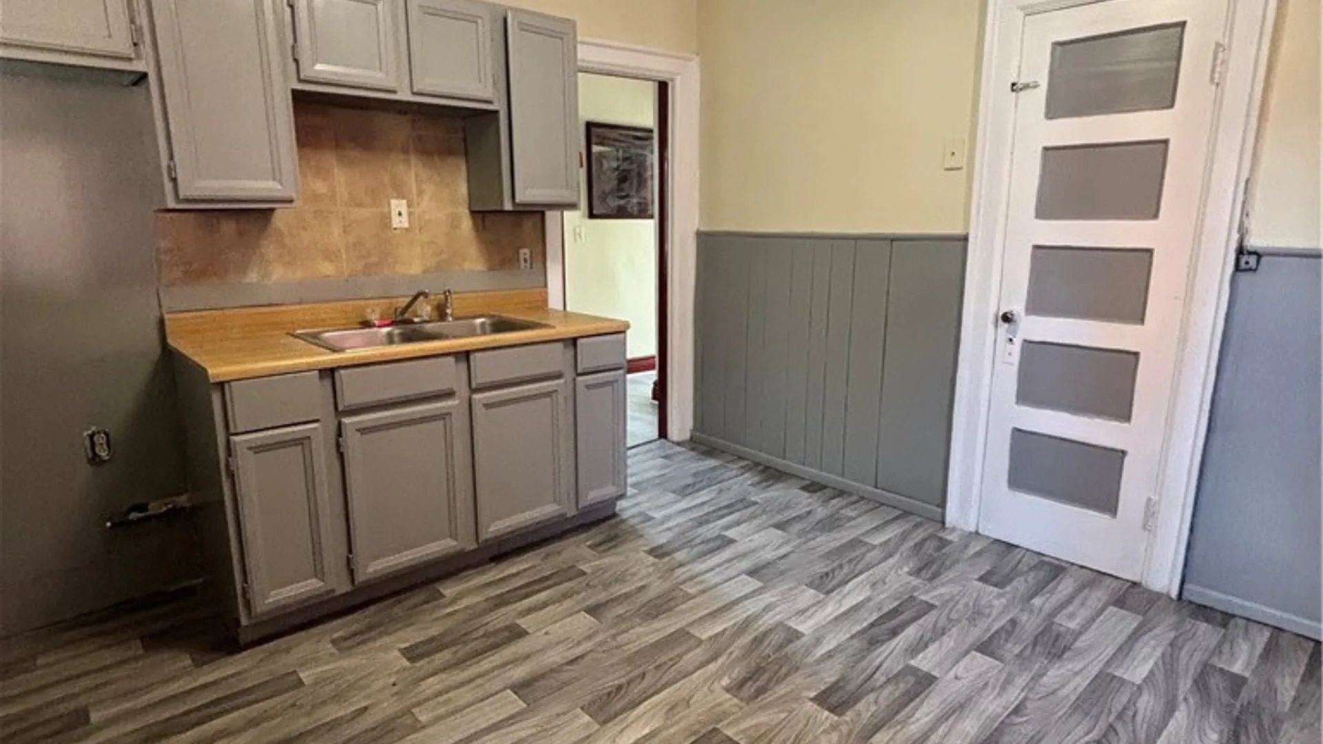 Property at 215 Ludington Street, Buffalo, NY 14206 8
