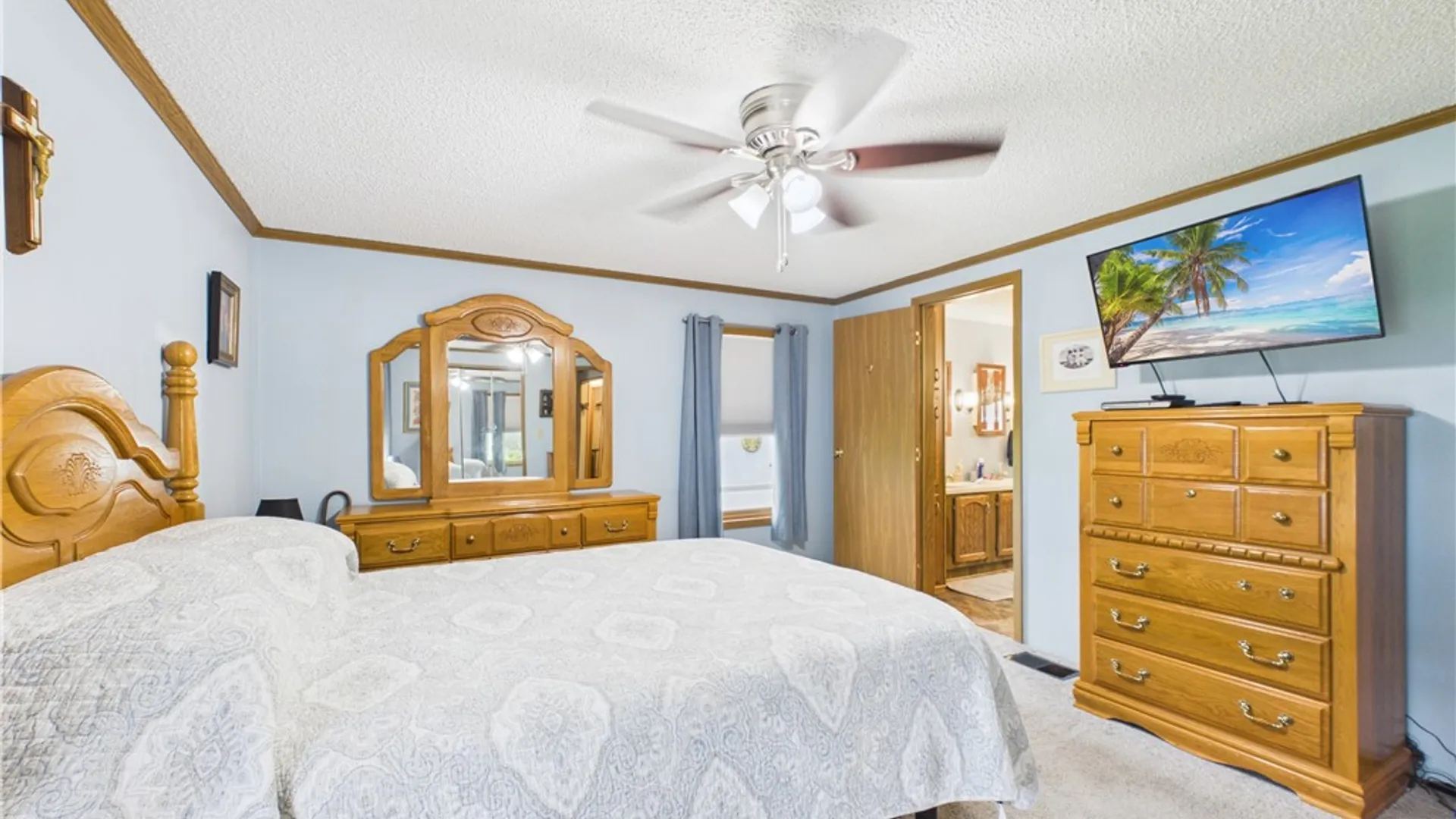 Property at 6405 Murphy Drive, Victor, NY 14564 19
