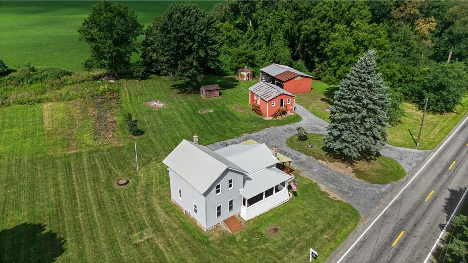 Property at 360 Field Street, Manchester, NY 14432 4