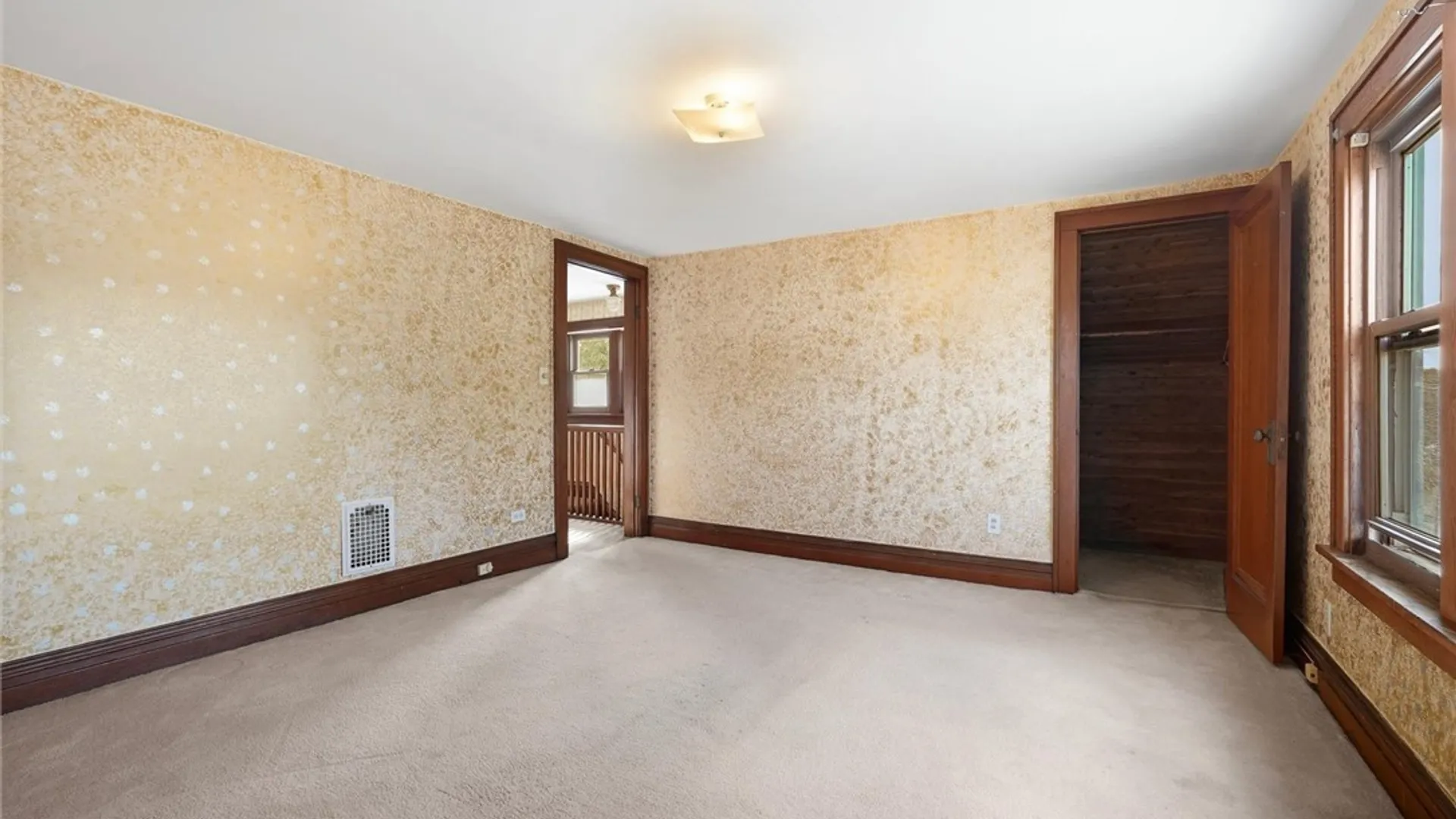 Property at 310 Willumae Drive, Syracuse, NY 13208 23