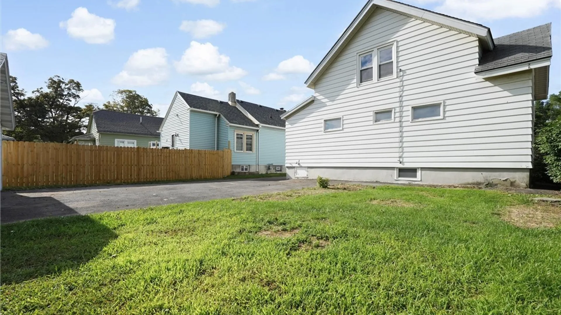 Property at 310 Willumae Drive, Syracuse, NY 13208 26