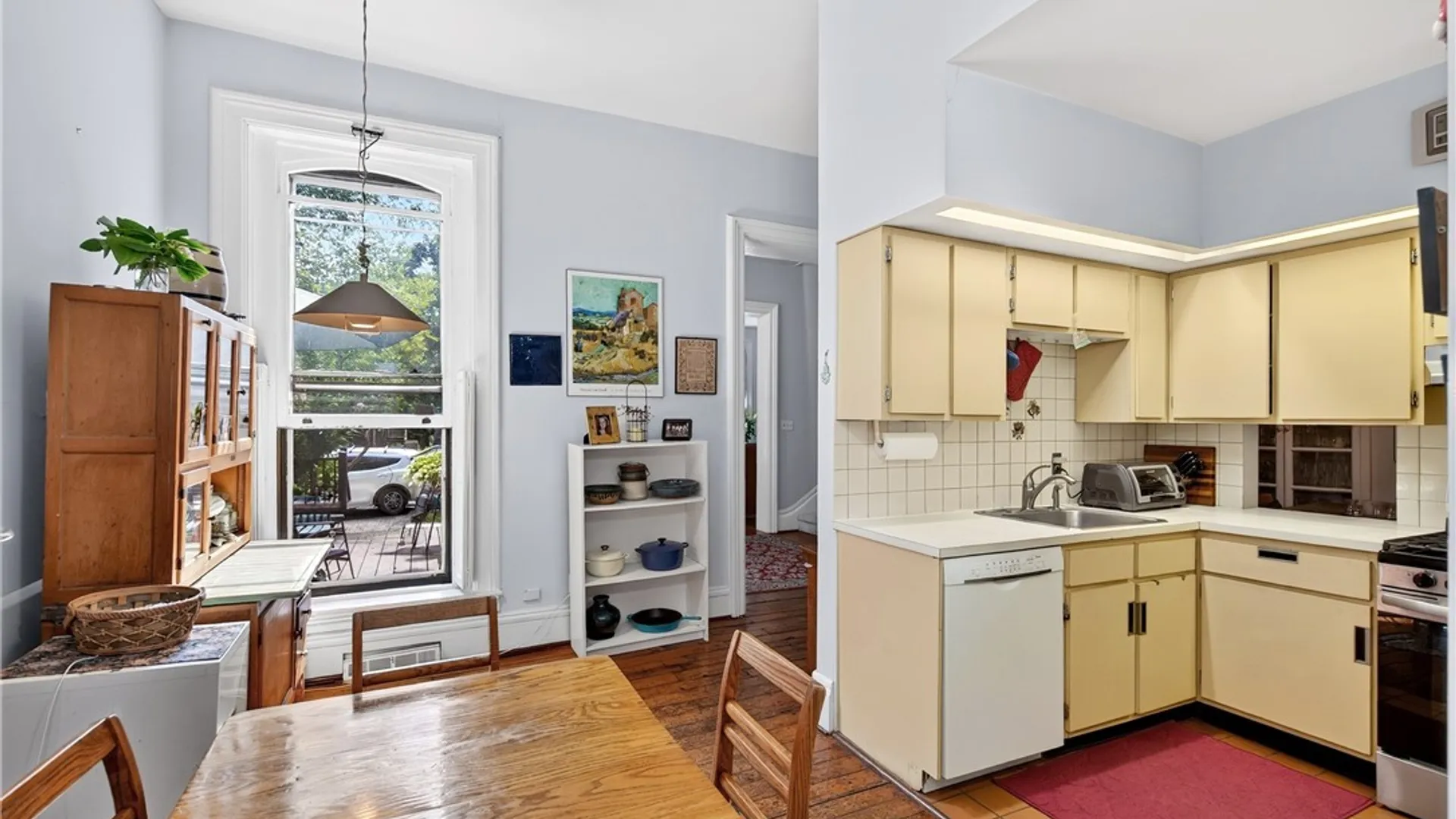 Property at 55 Whitney Place, Buffalo, NY 14201 17