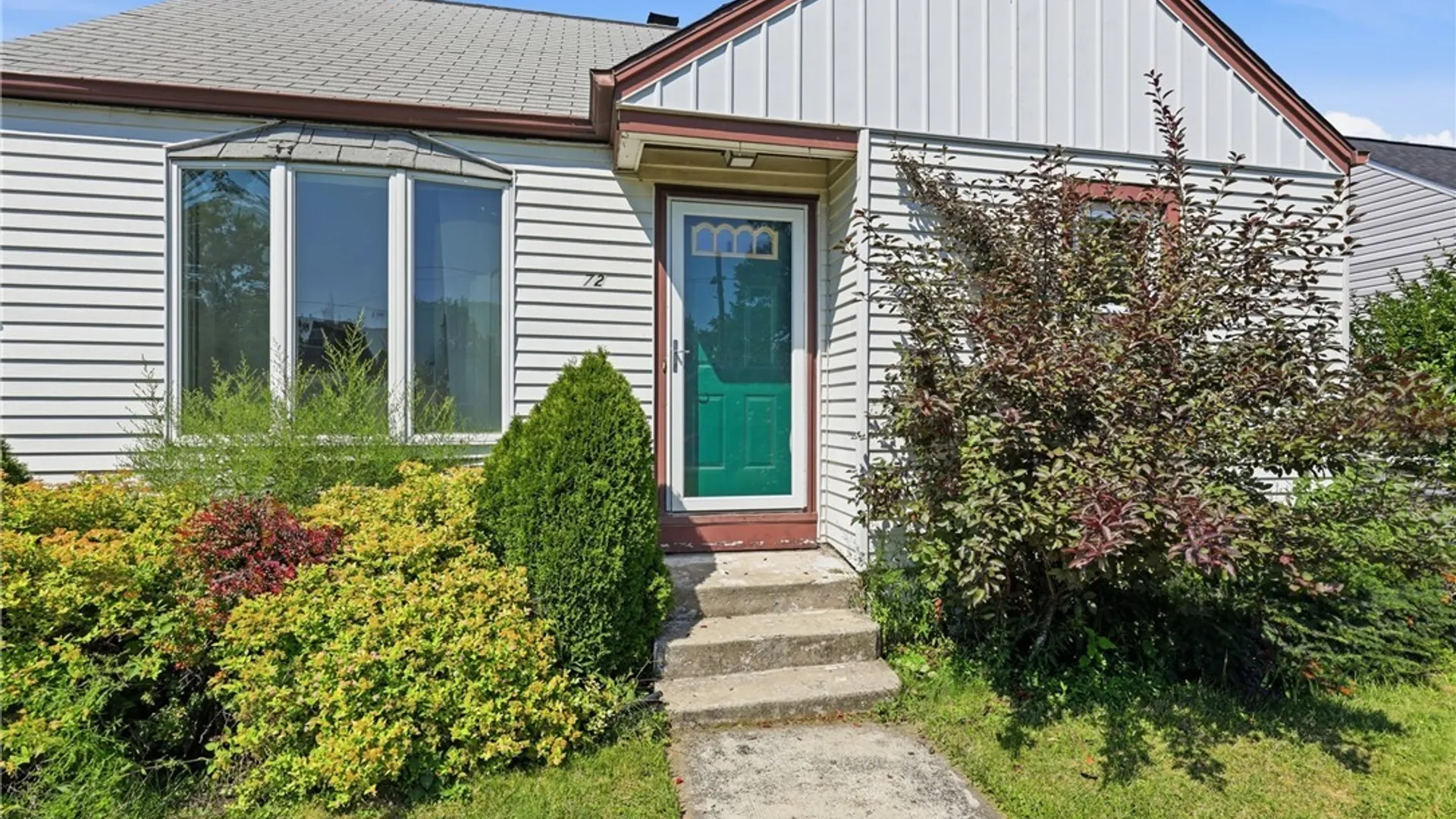 Property at 72 Grand Boulevard, Cheektowaga, NY 14225 3