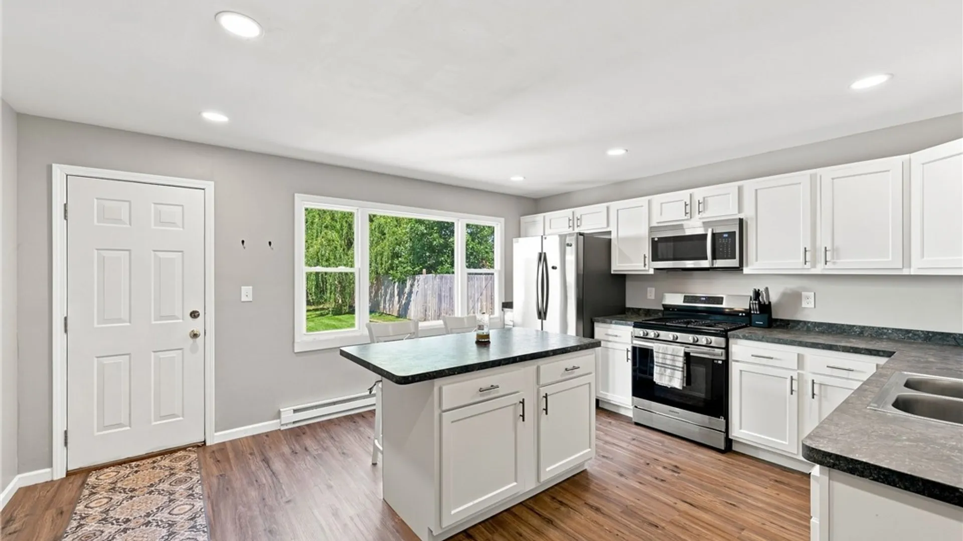 Property at 72 Grand Boulevard, Cheektowaga, NY 14225 8