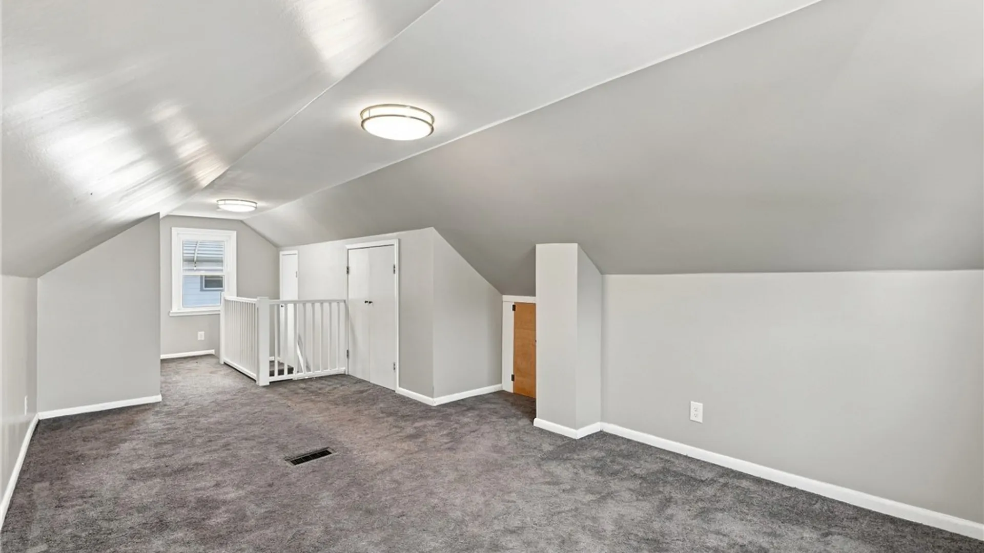 Property at 72 Grand Boulevard, Cheektowaga, NY 14225 18