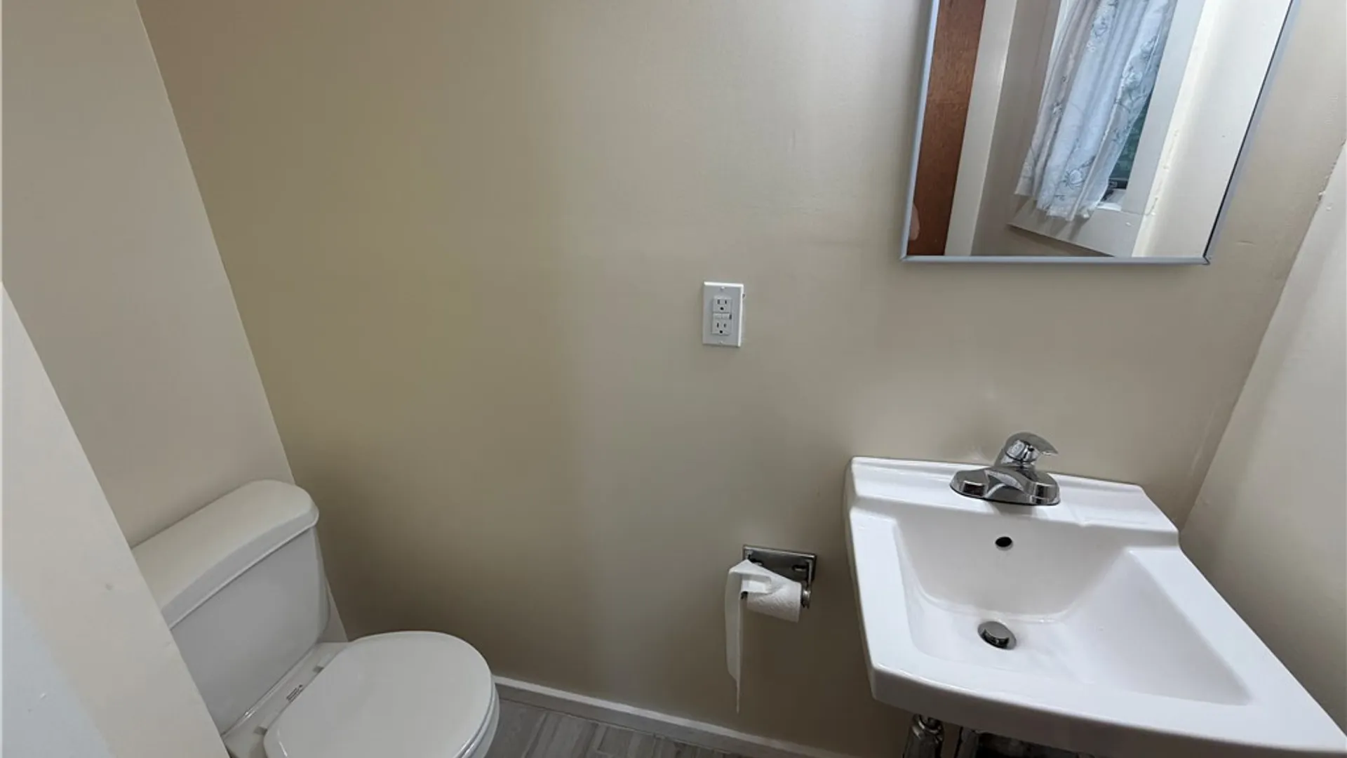 Property at 413 E Washington Avenue, Elmira City, NY 14901 28