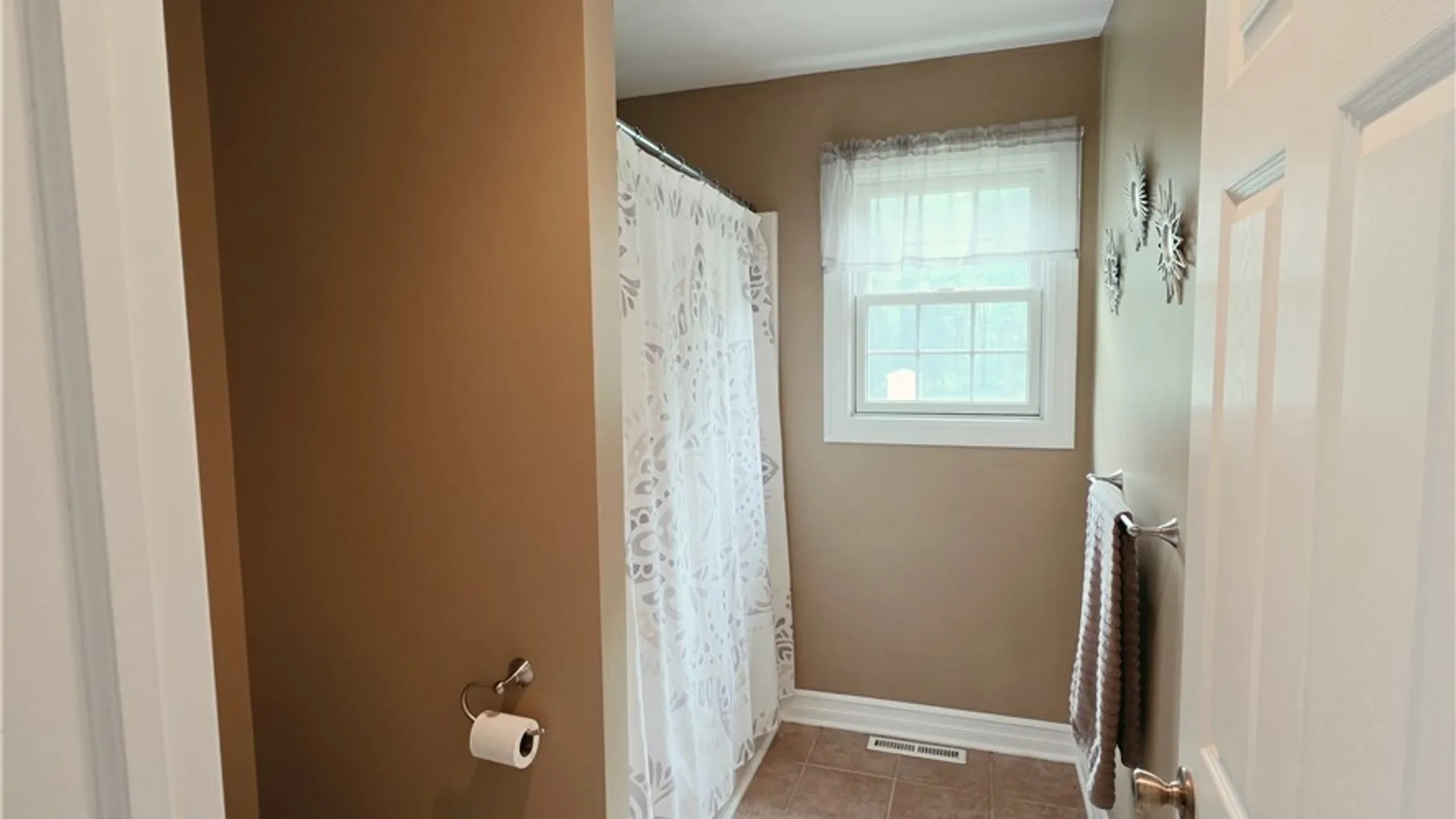 Property at 1037 Walck Road, North Tonawanda, NY 14120 21