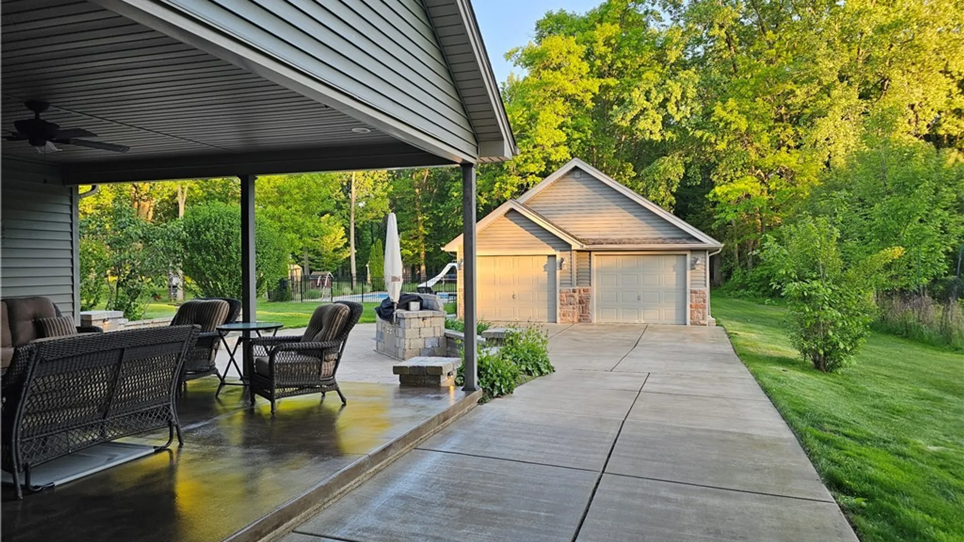 Property at 1037 Walck Road, North Tonawanda, NY 14120 3