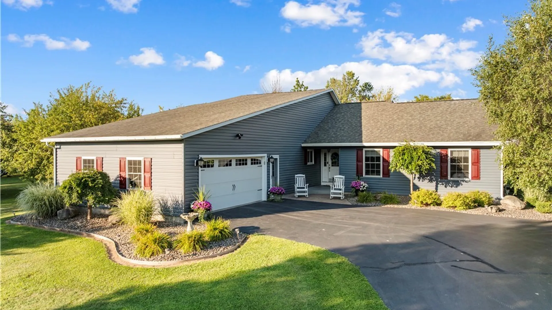 Property at 4407 Hawthorne Drive, Vernon, NY 13476 4