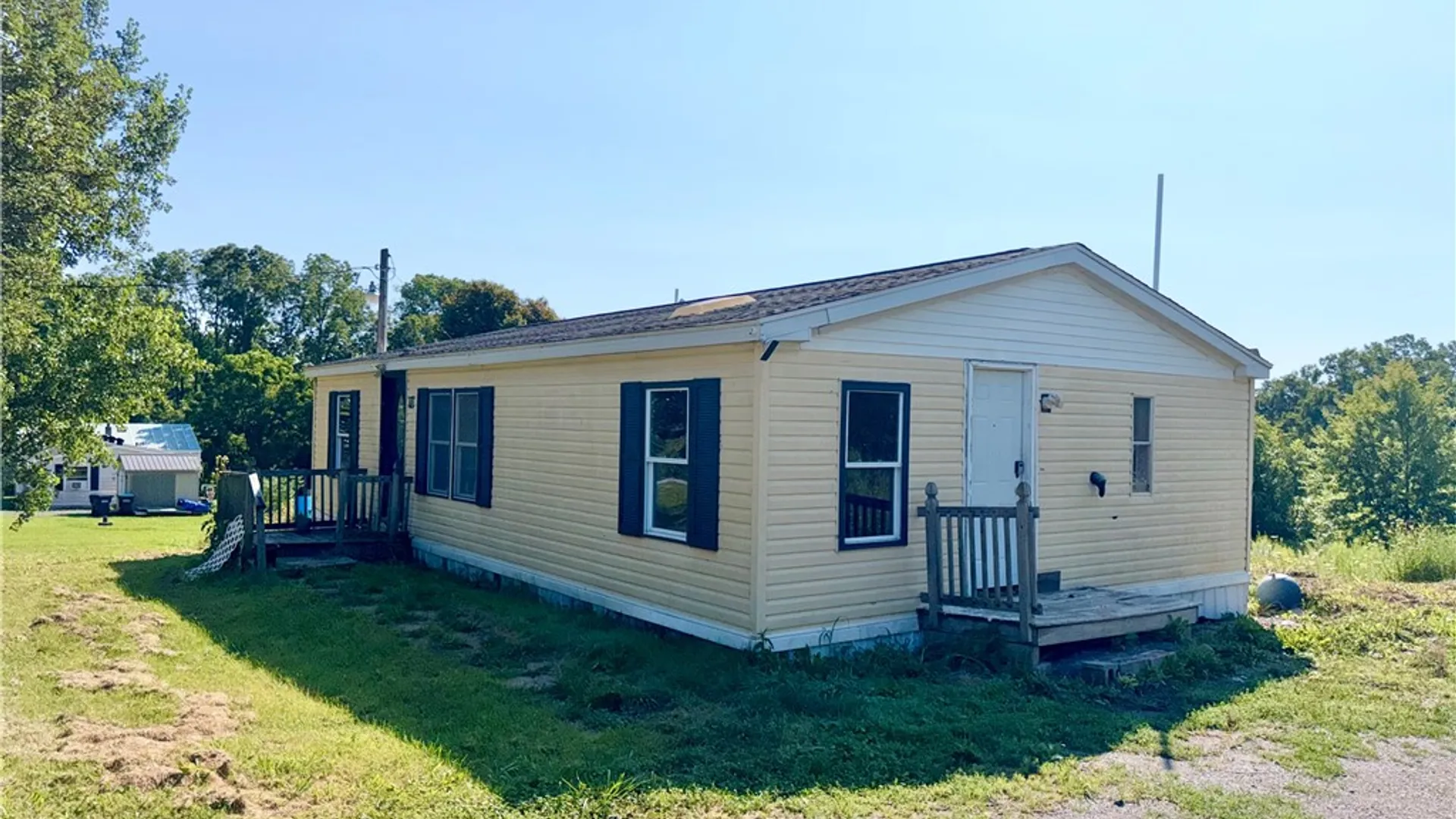 Property at 11039 River Rd, Pavilion, NY 14525 3