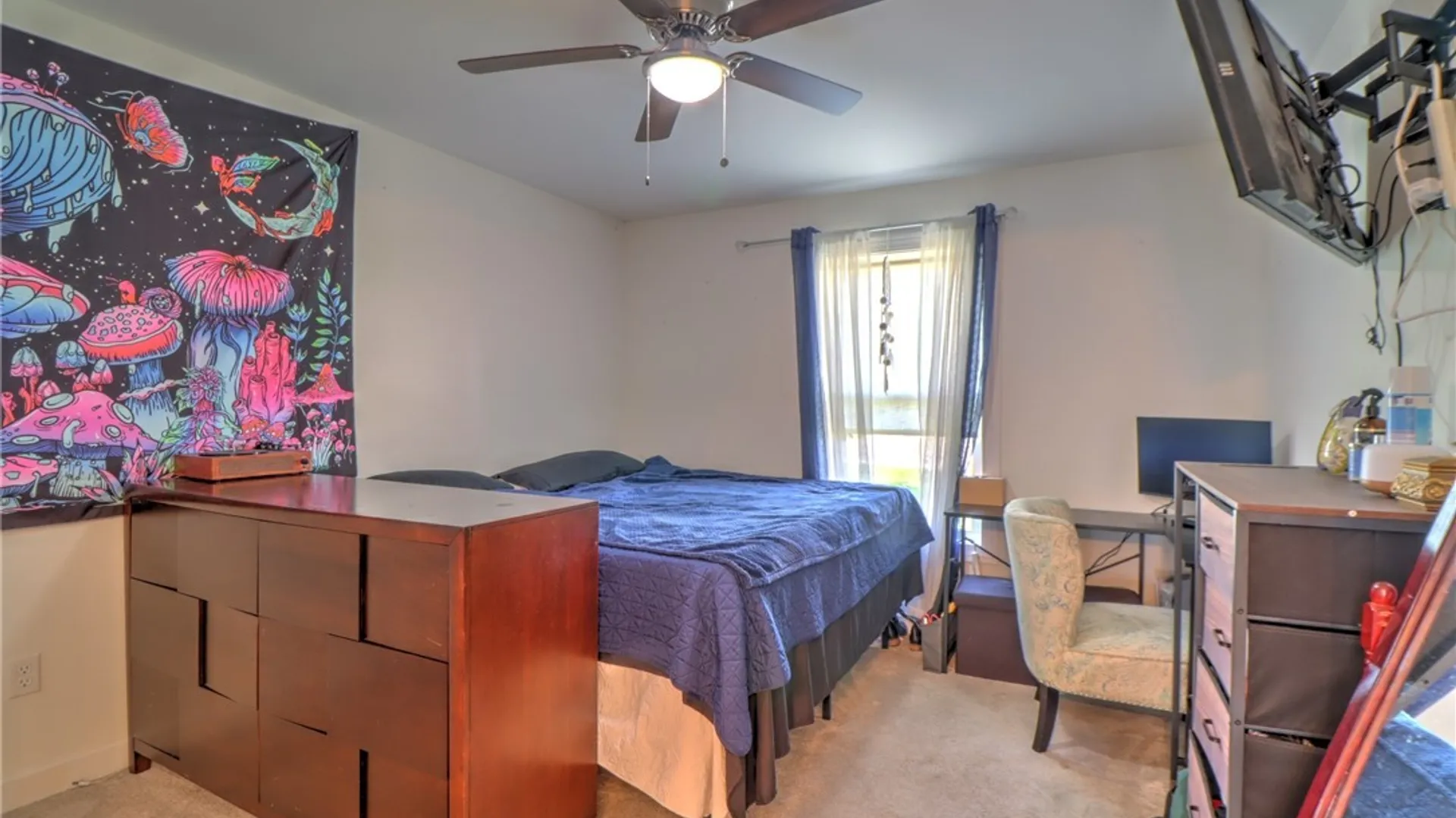 Property at 8295 E Britton Drive, Niagara, NY 14304 20