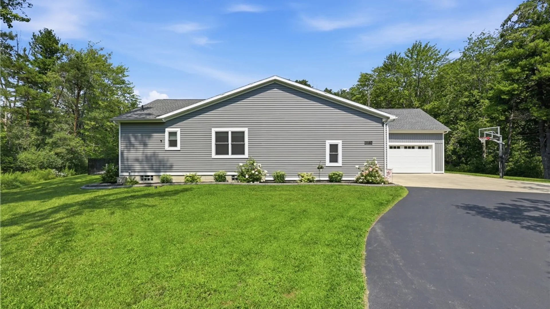 Property at 7180 Ellicott Road, Orchard Park, NY 14127 6