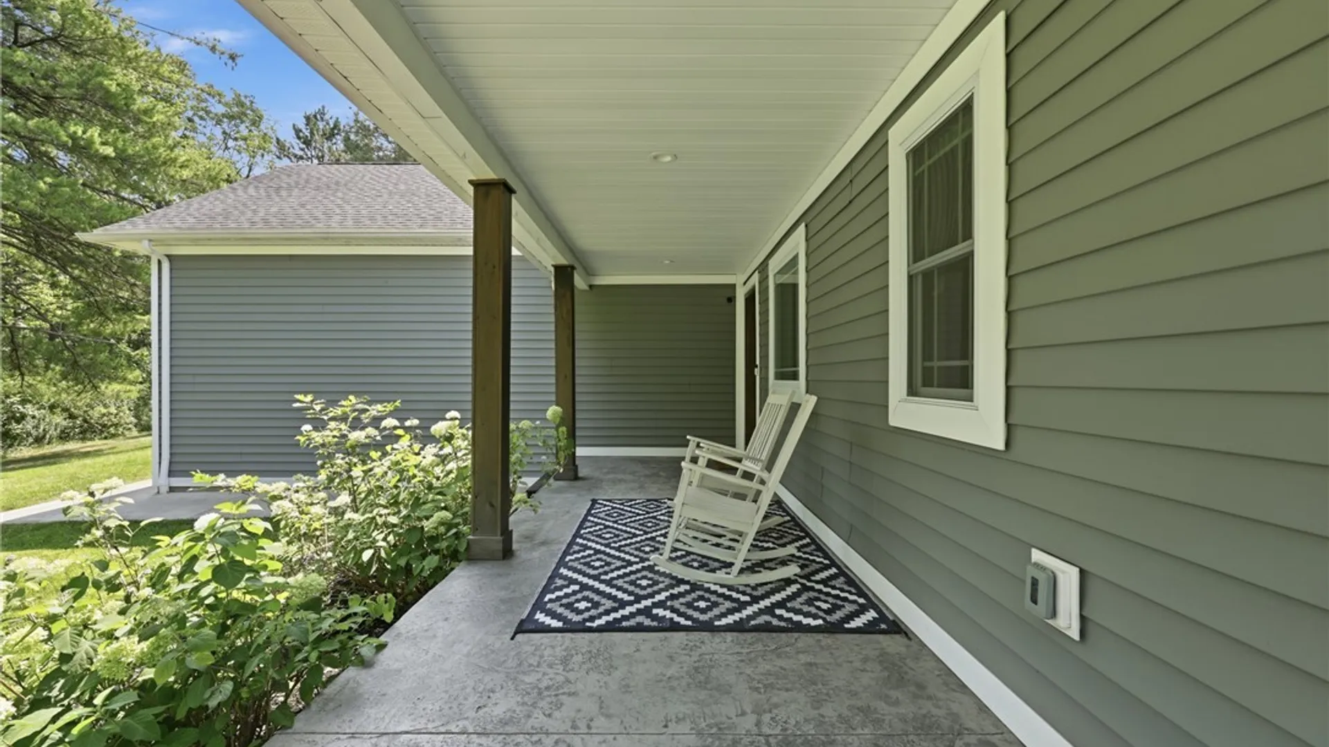 Property at 7180 Ellicott Road, Orchard Park, NY 14127 7