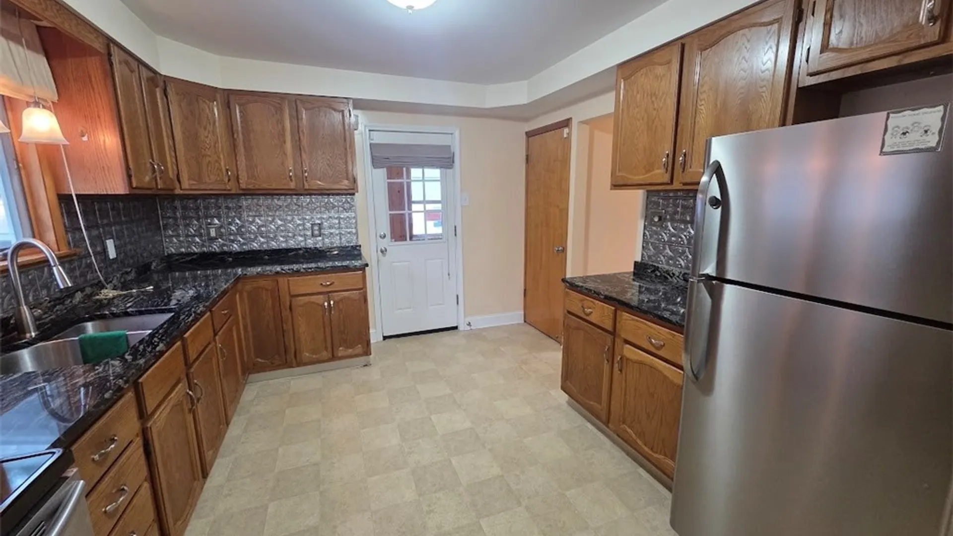 Property at 337 Marlborough Road, Syracuse, NY 13206 12