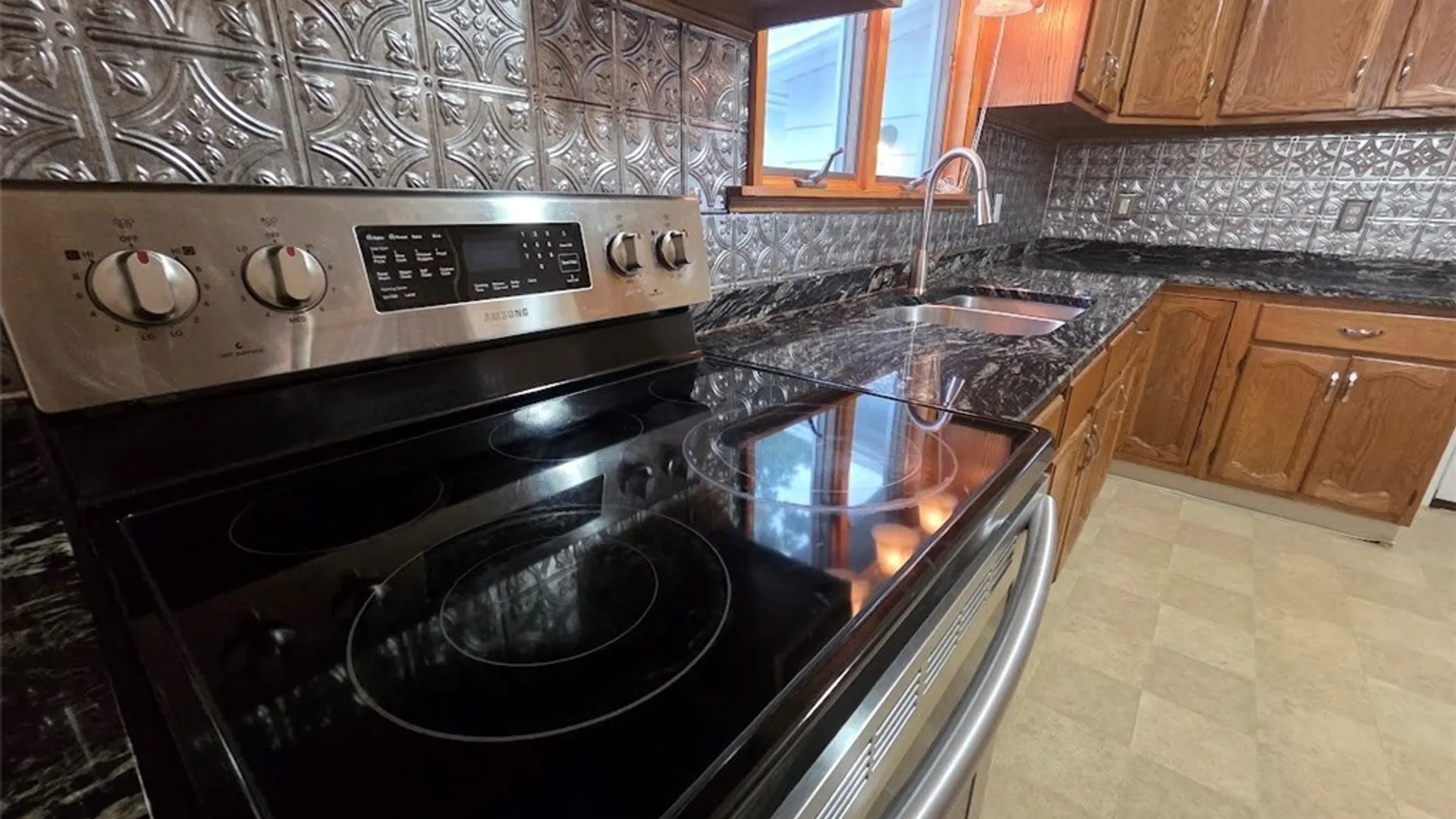 Property at 337 Marlborough Road, Syracuse, NY 13206 14