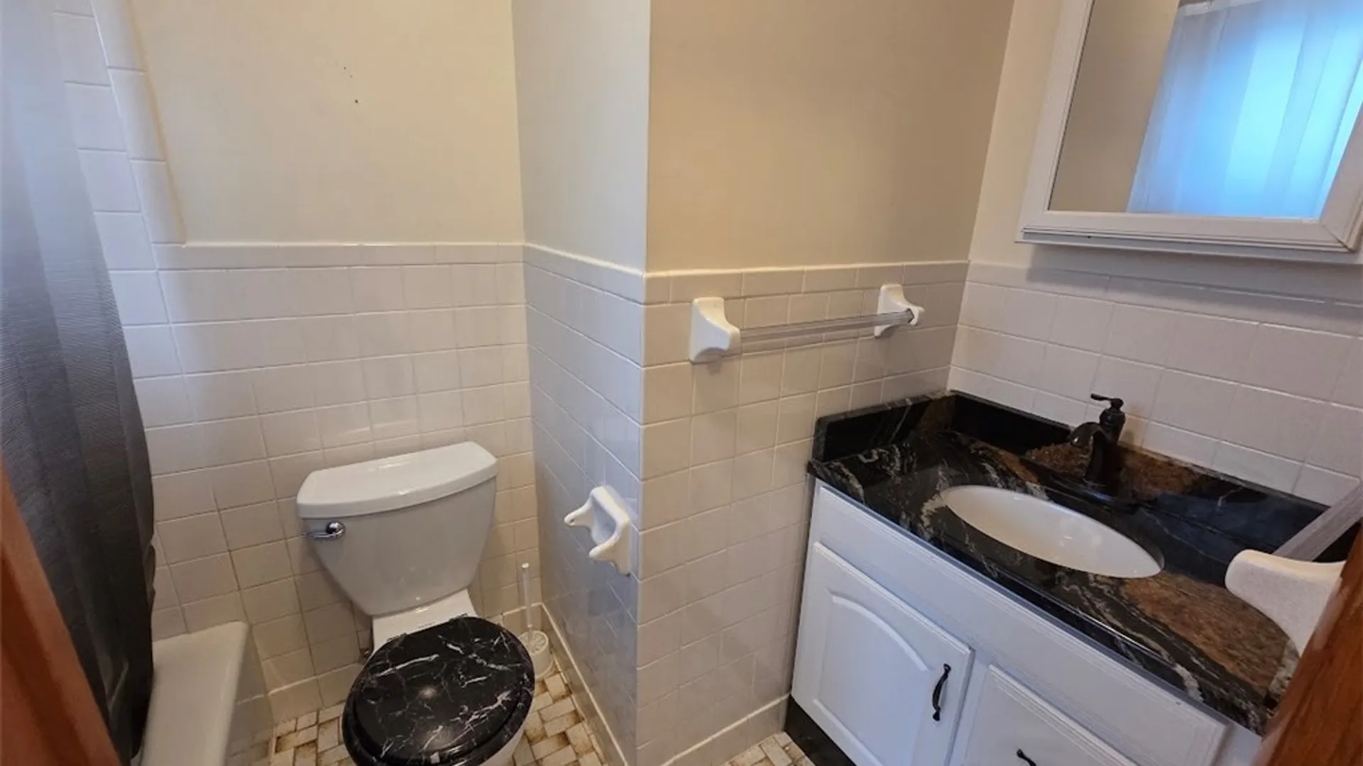 Property at 337 Marlborough Road, Syracuse, NY 13206 16