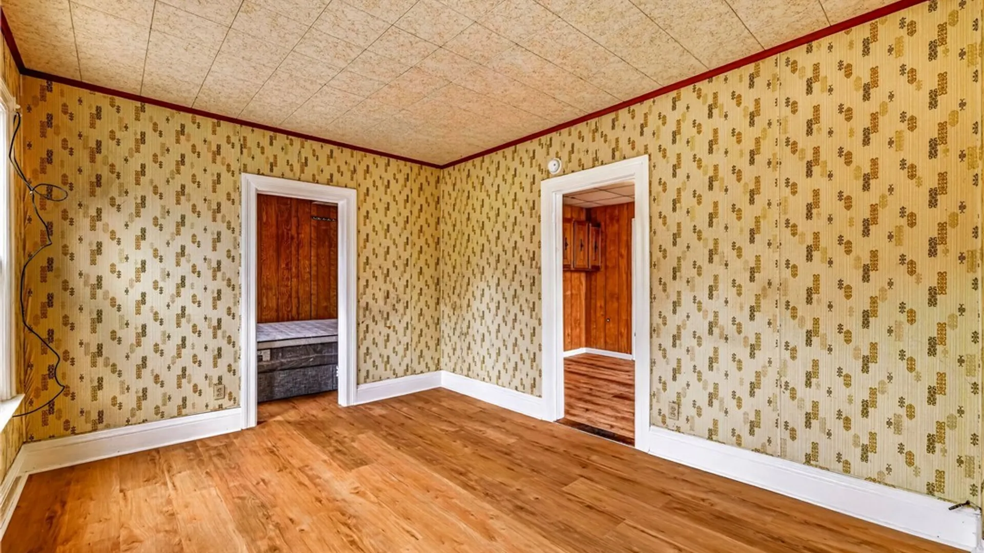 Property at 1628 Niagara Street, Niagara Falls, NY 14303 21