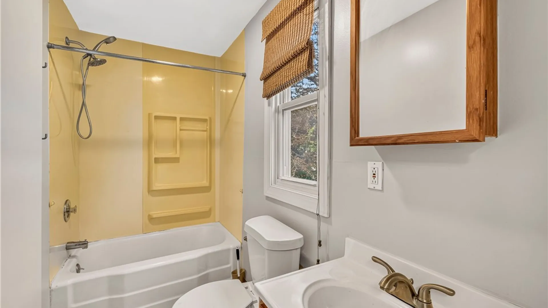 Property at 1628 Niagara Street, Niagara Falls, NY 14303 30