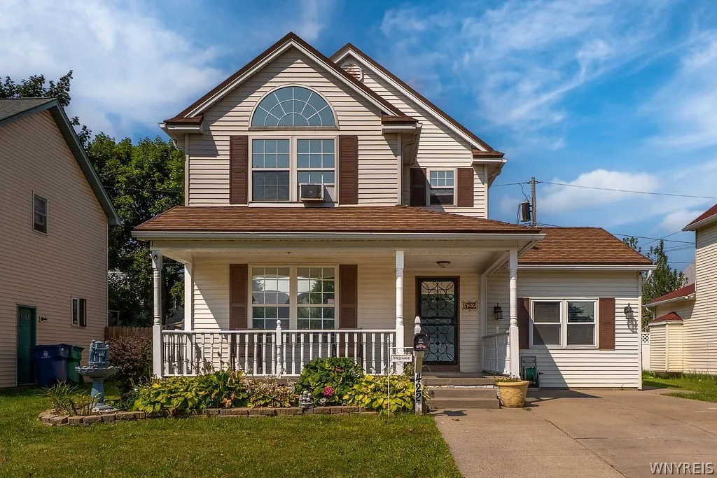 Property at 422 Seneca Street, Buffalo, NY 14204