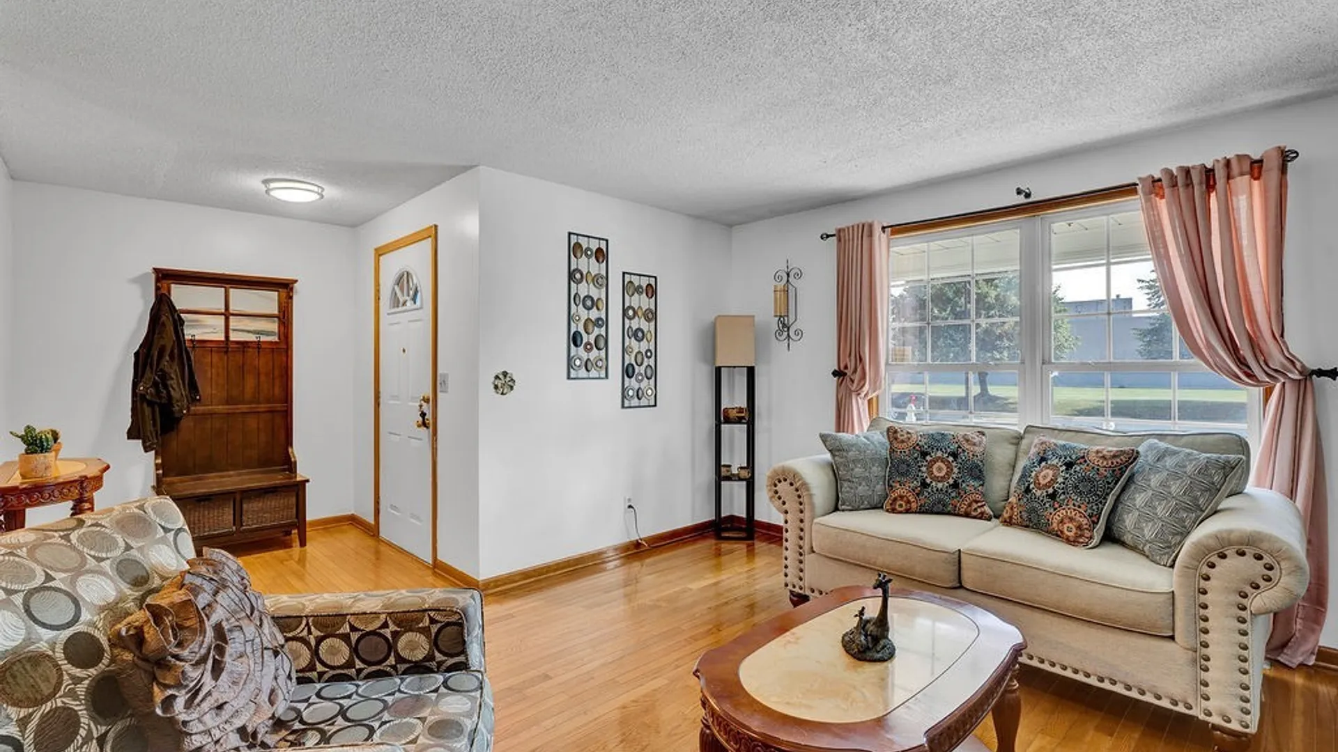 Property at 422 Seneca Street, Buffalo, NY 14204 6