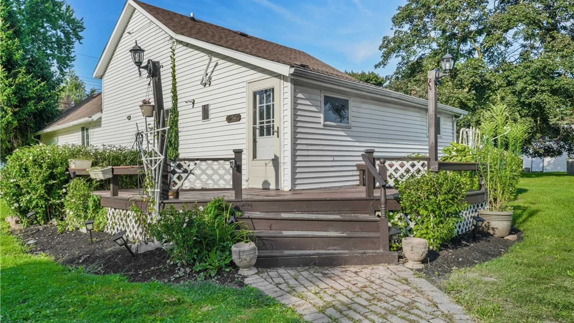 Property at 6248 Corwin Road, Lockport Town, NY 14094 4